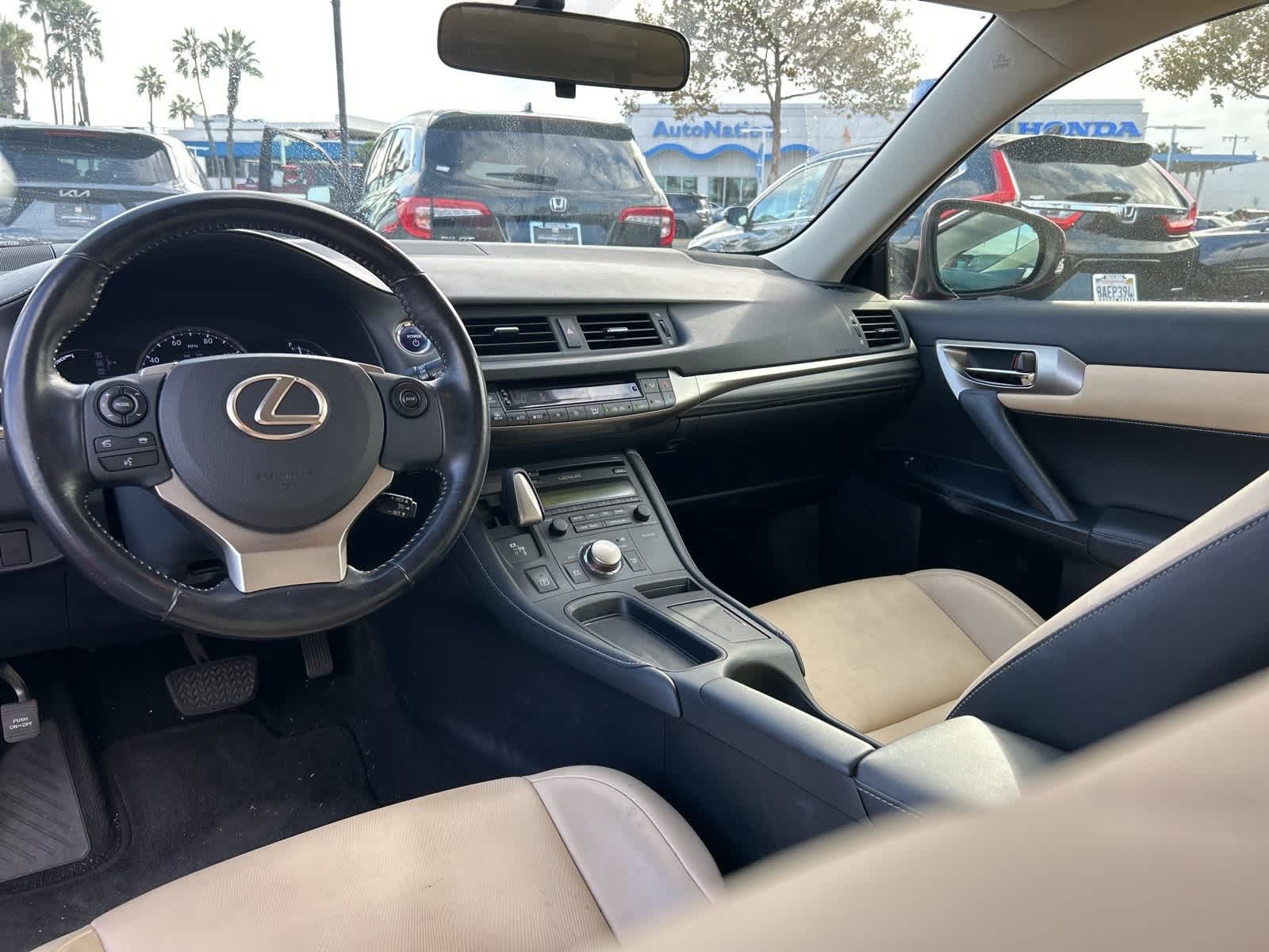 Thumbnail: 2016 Lexus CT - 21