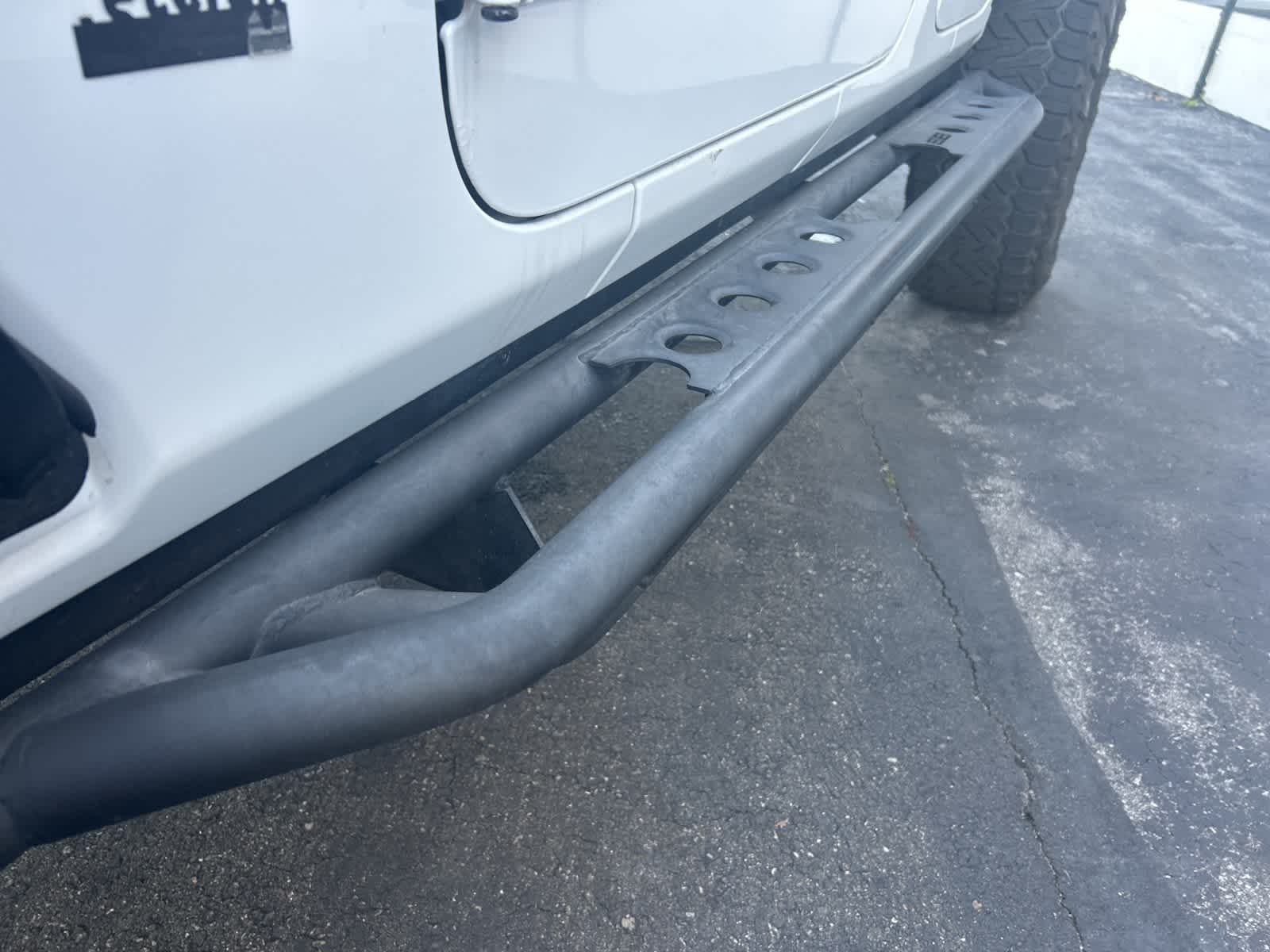 Thumbnail: 2019 Jeep Wrangler - 18