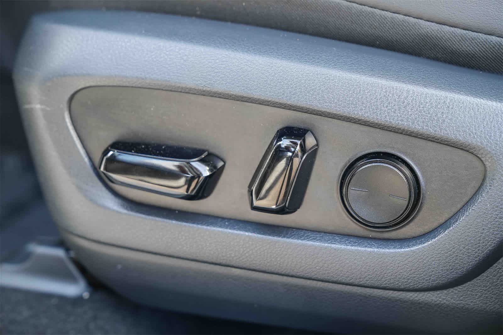 Thumbnail: 2022 Lexus NX - 19