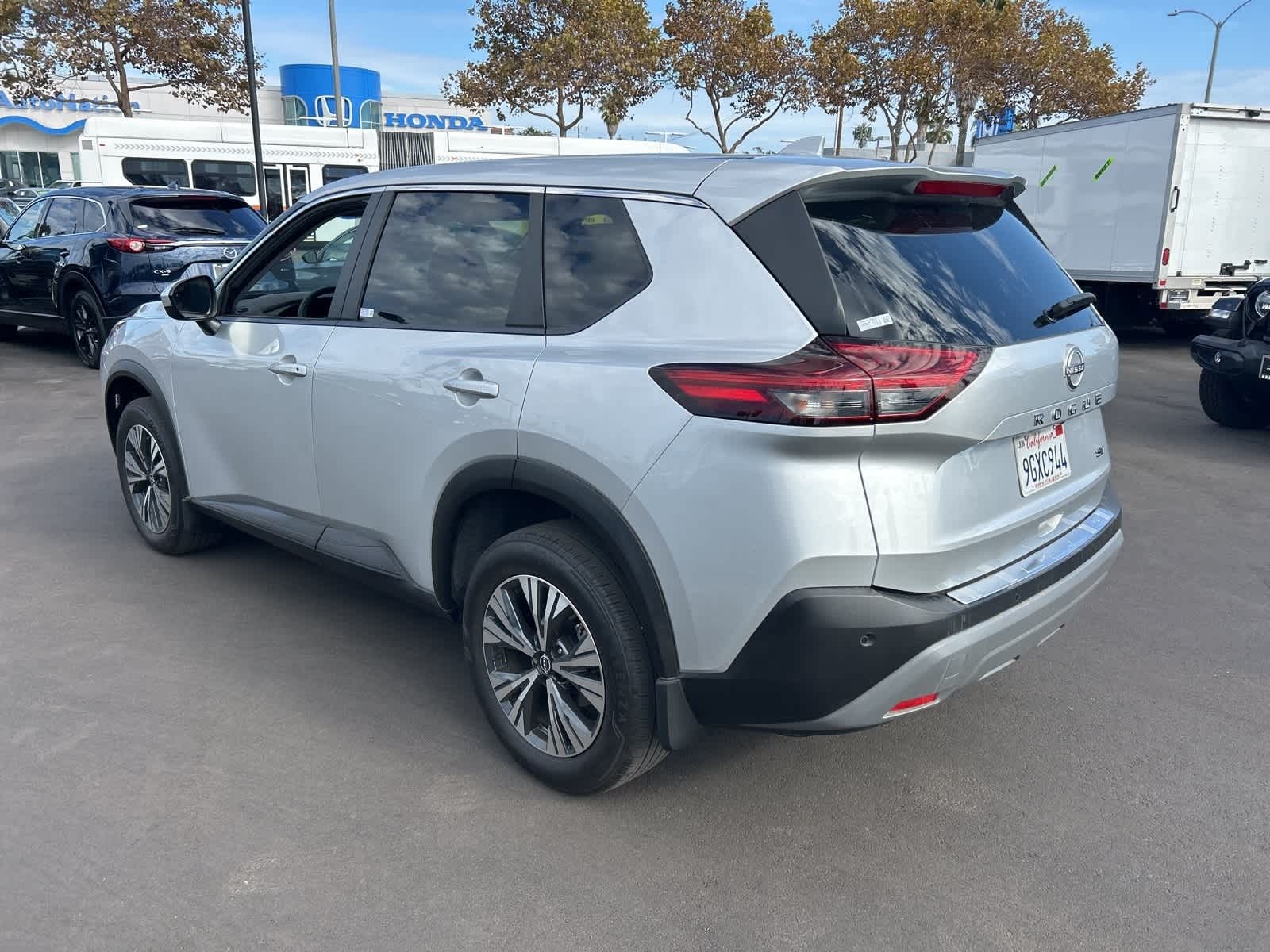 Thumbnail: 2023 Nissan Rogue - 3