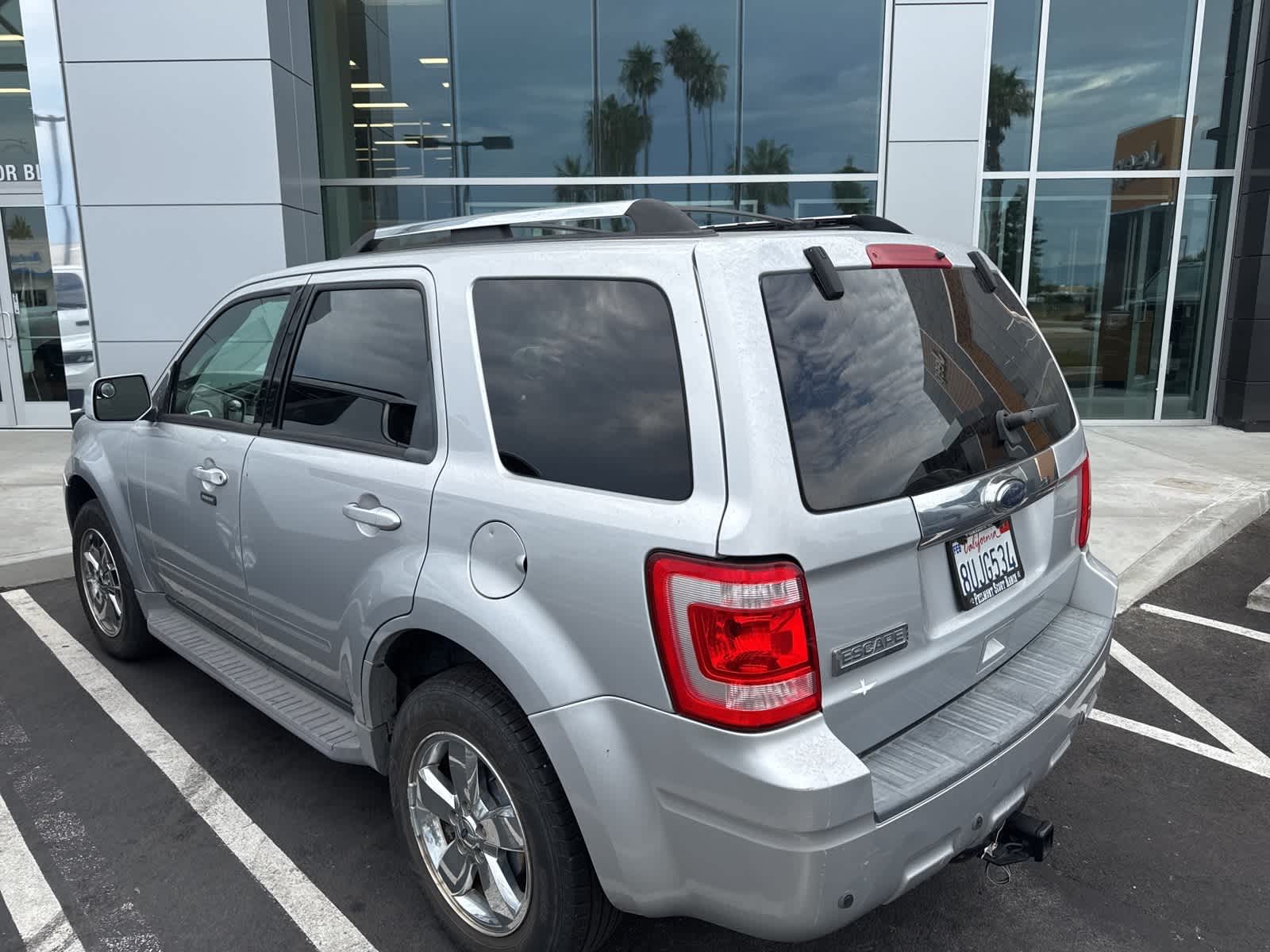 Thumbnail: 2010 Ford Escape - 10