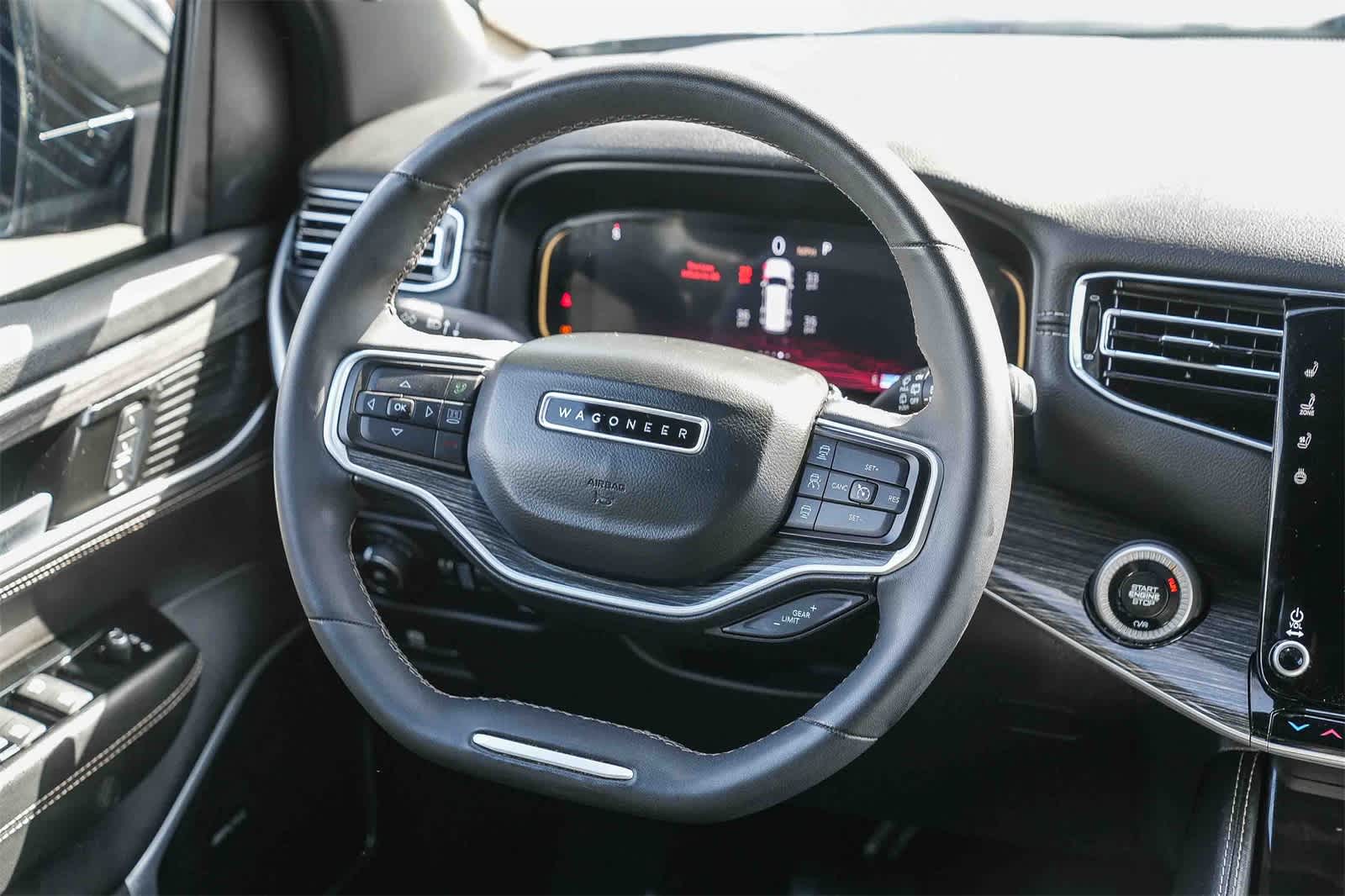 Thumbnail: 2022 Jeep Wagoneer - 12