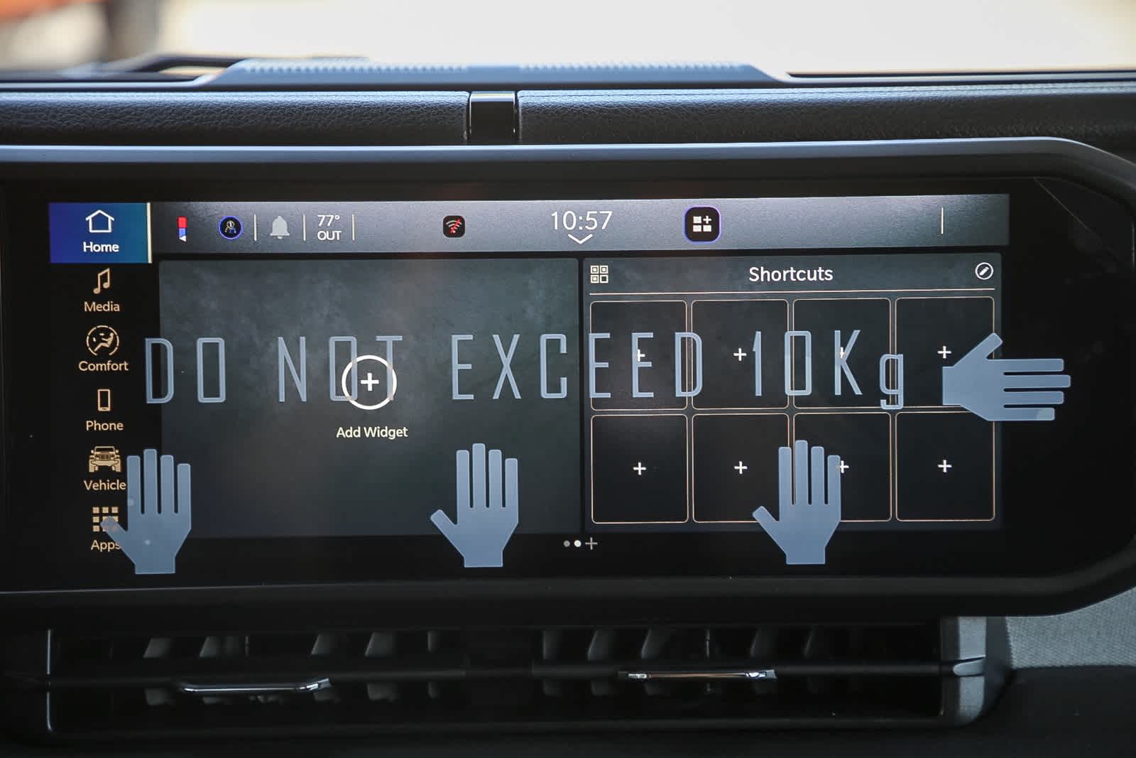 Thumbnail: 2025 Jeep Wrangler - 15