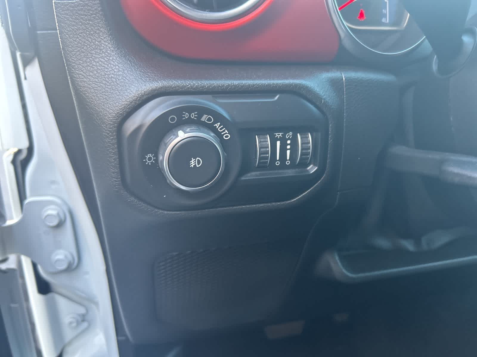 Thumbnail: 2019 Jeep Wrangler - 42