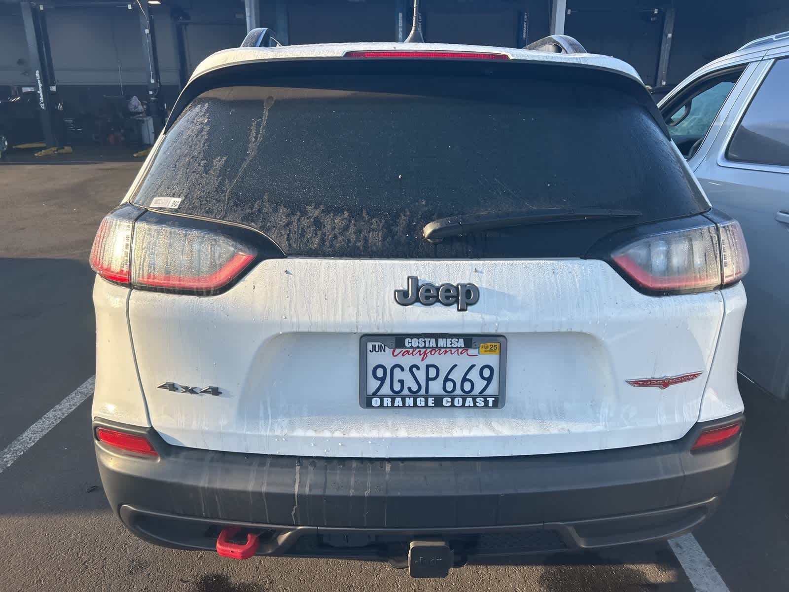 Thumbnail: 2022 Jeep Cherokee - 3