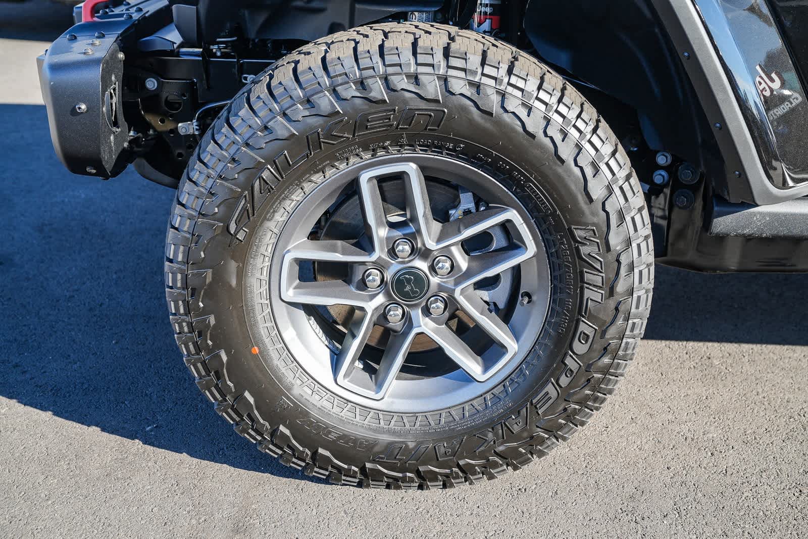 Thumbnail: 2026 Jeep Gladiator - 9