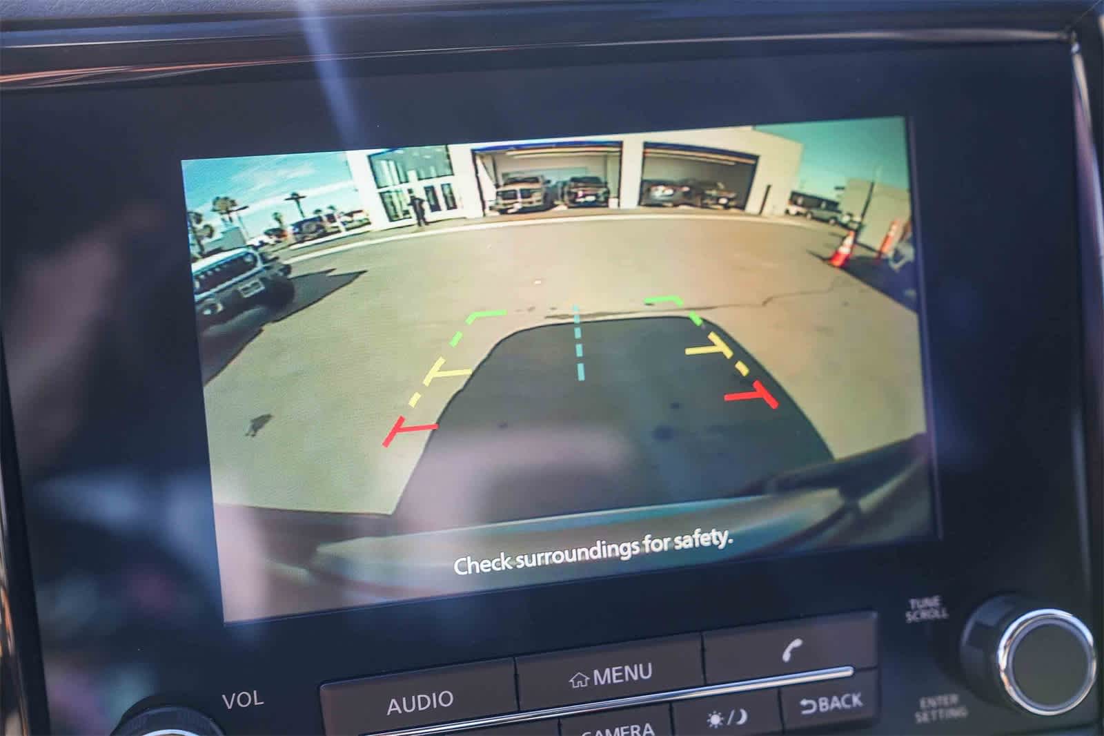 Thumbnail: 2024 Nissan Frontier - 22