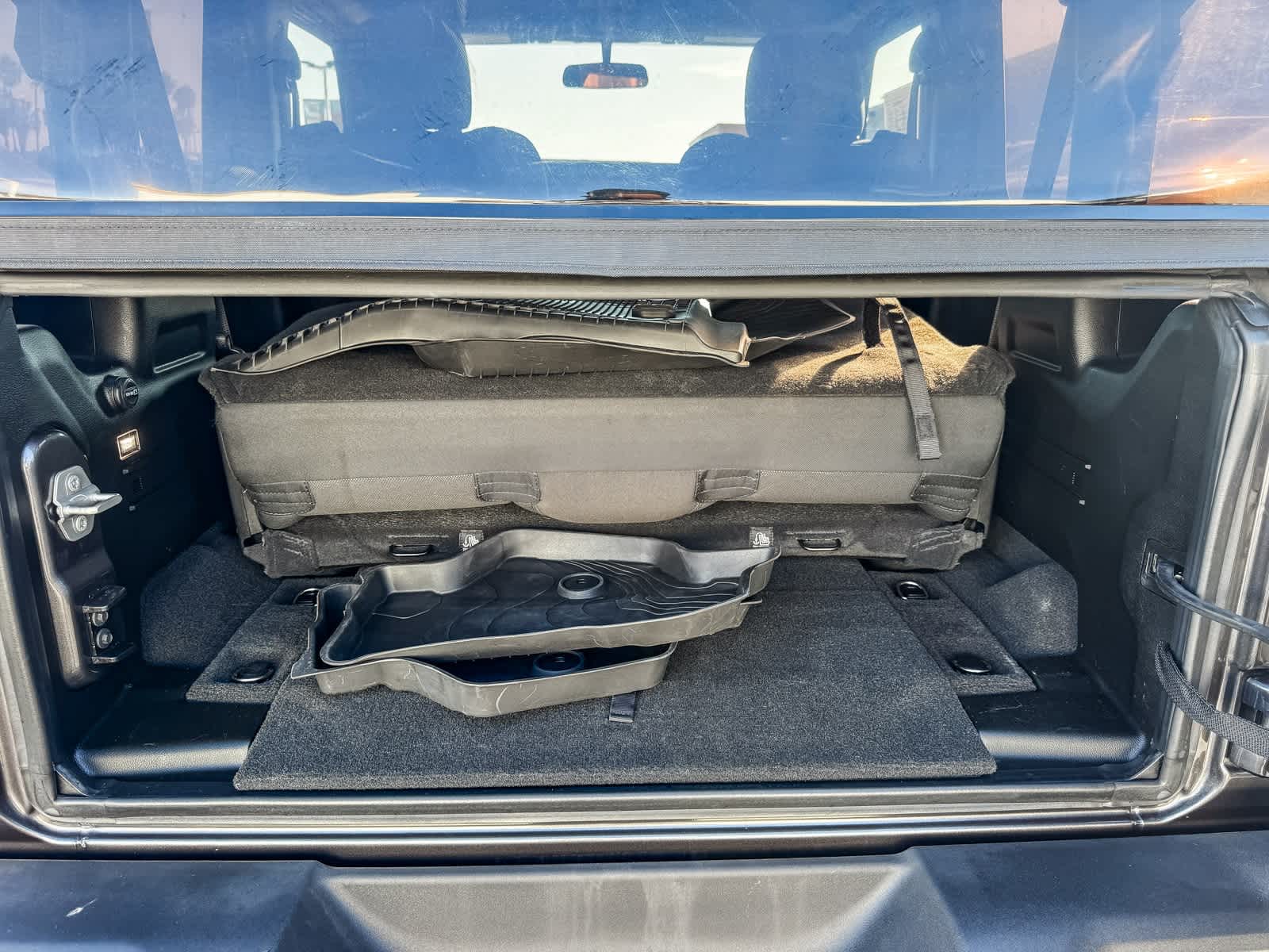 Thumbnail: 2023 Jeep Wrangler - 21