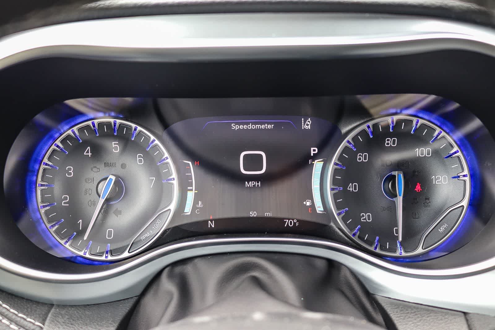 Thumbnail: 2026 Chrysler Pacifica - 27