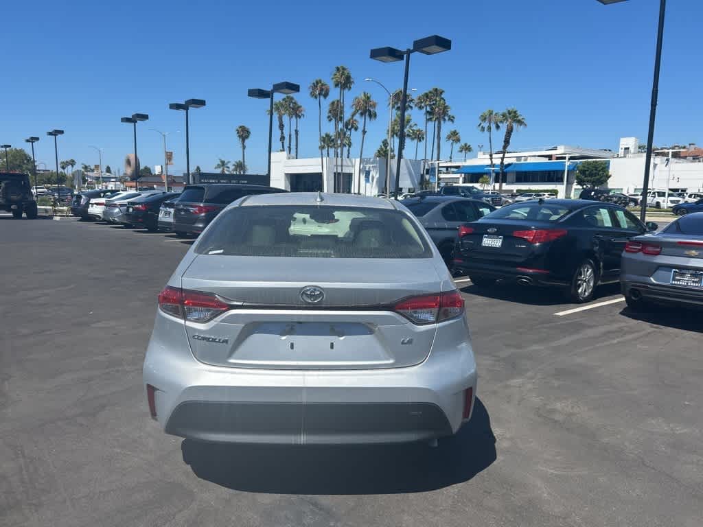 Thumbnail: 2023 Toyota Corolla - 4