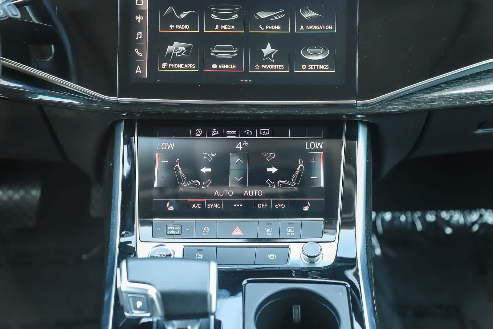 Thumbnail: 2023 Audi Q7 - 9