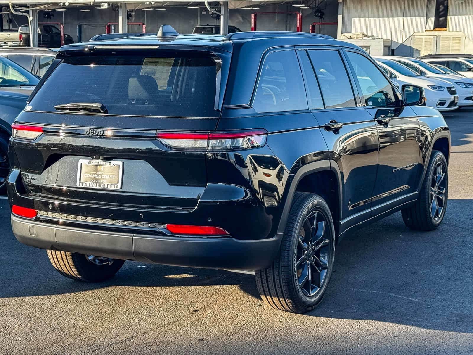 Thumbnail: 2025 Jeep Grand Cherokee - 4