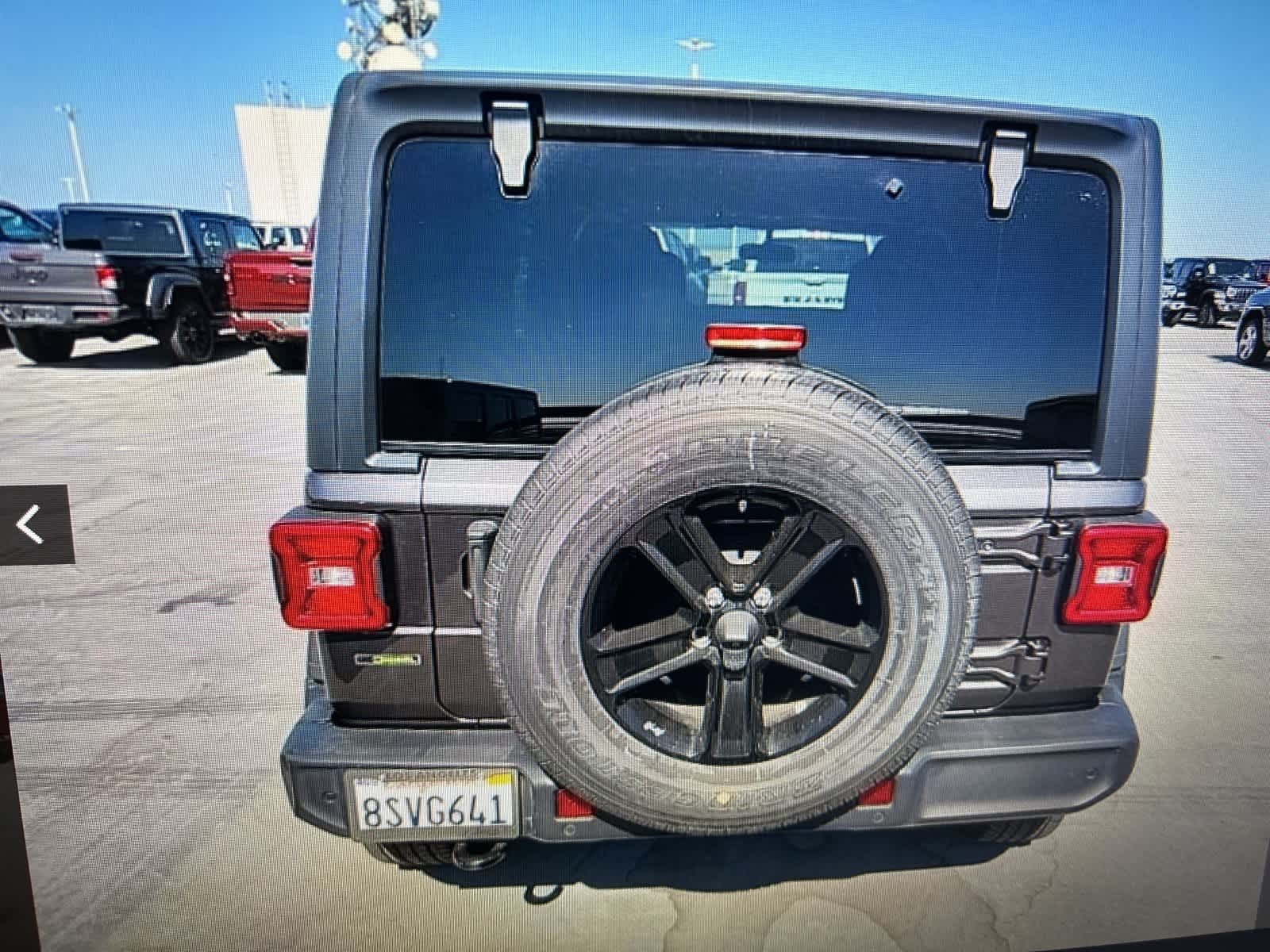 Thumbnail: 2020 Jeep Wrangler - 18