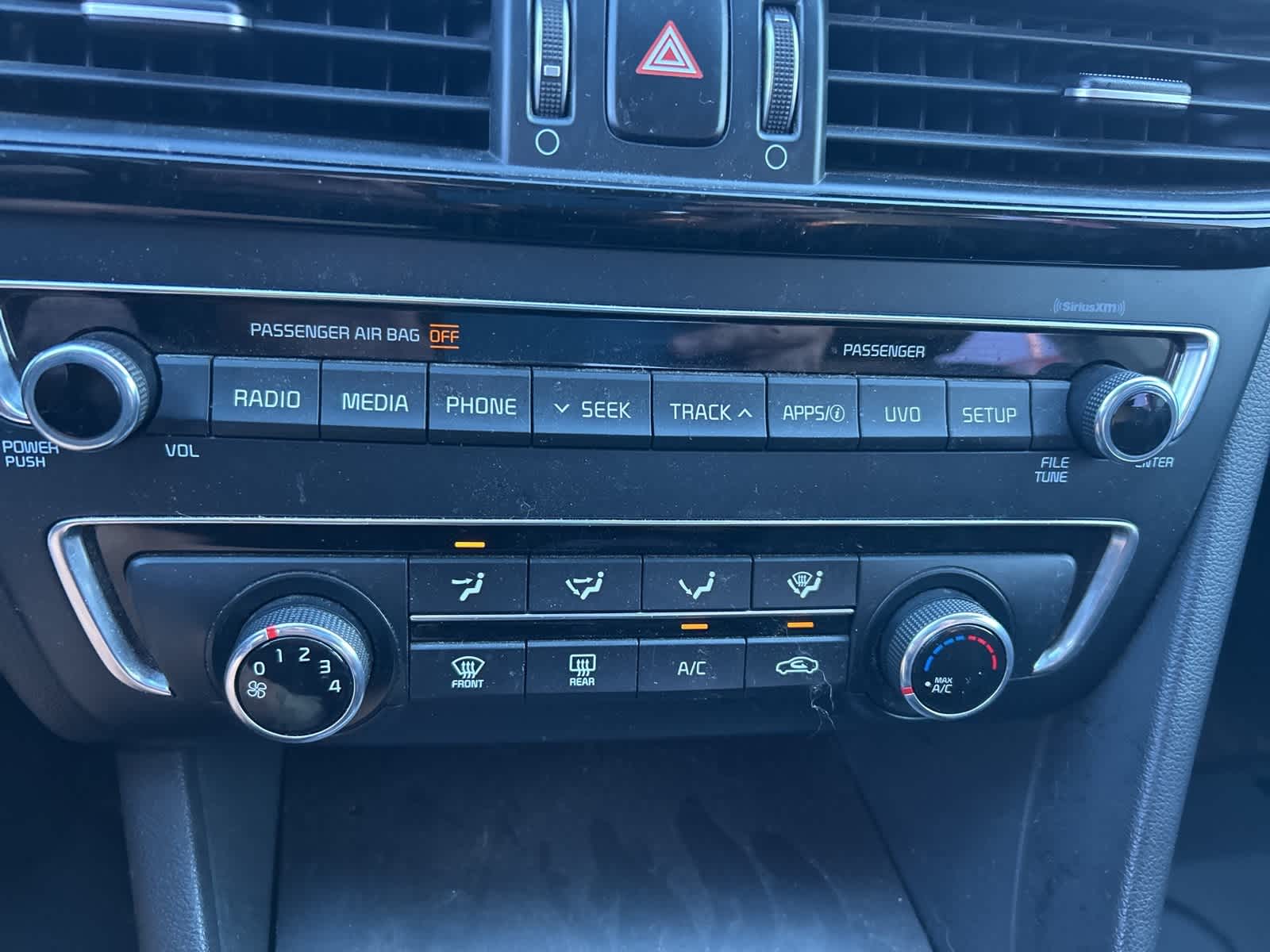 Thumbnail: 2018 Kia Optima - 16