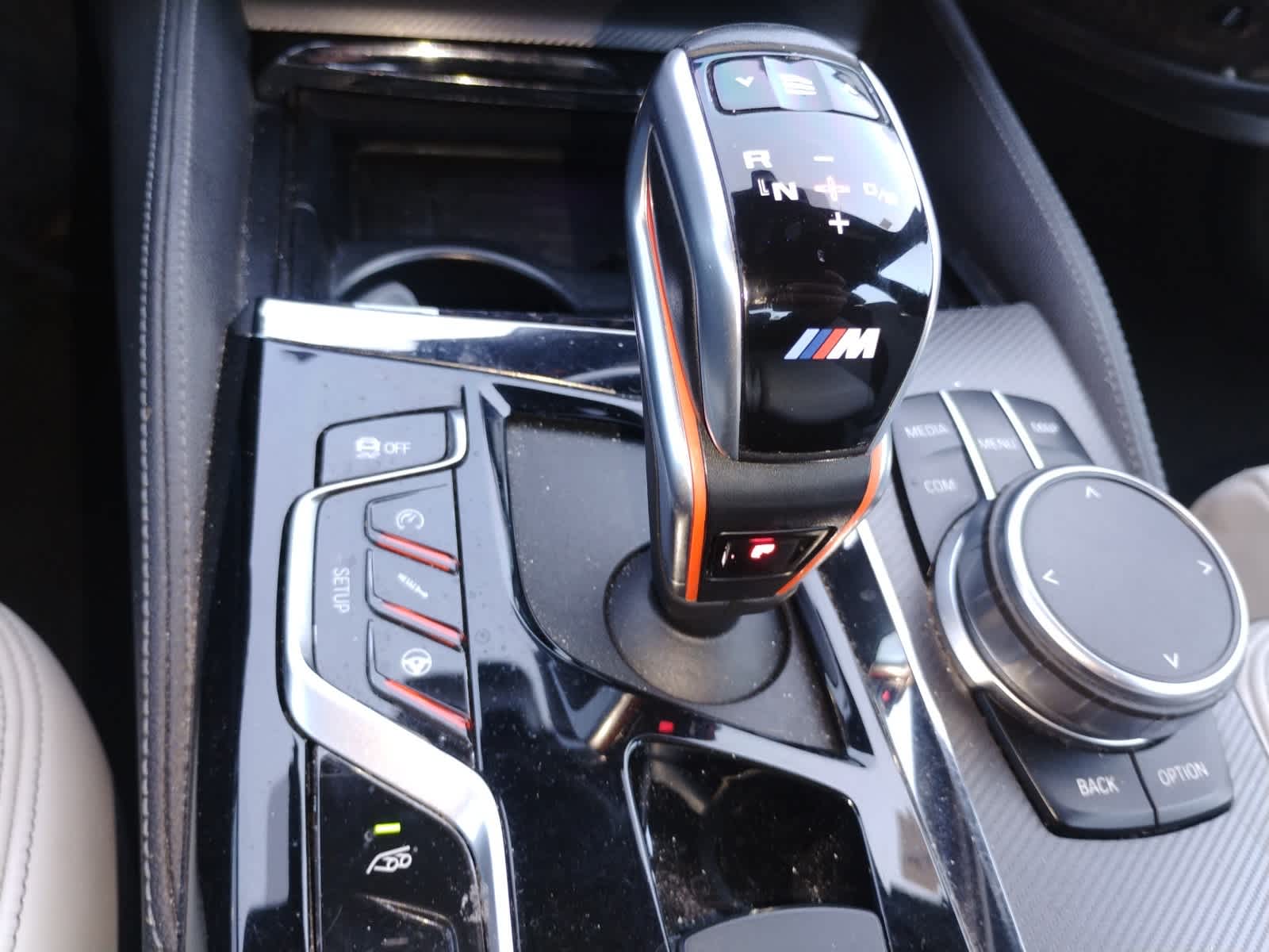 Thumbnail: 2019 BMW M5 - 14