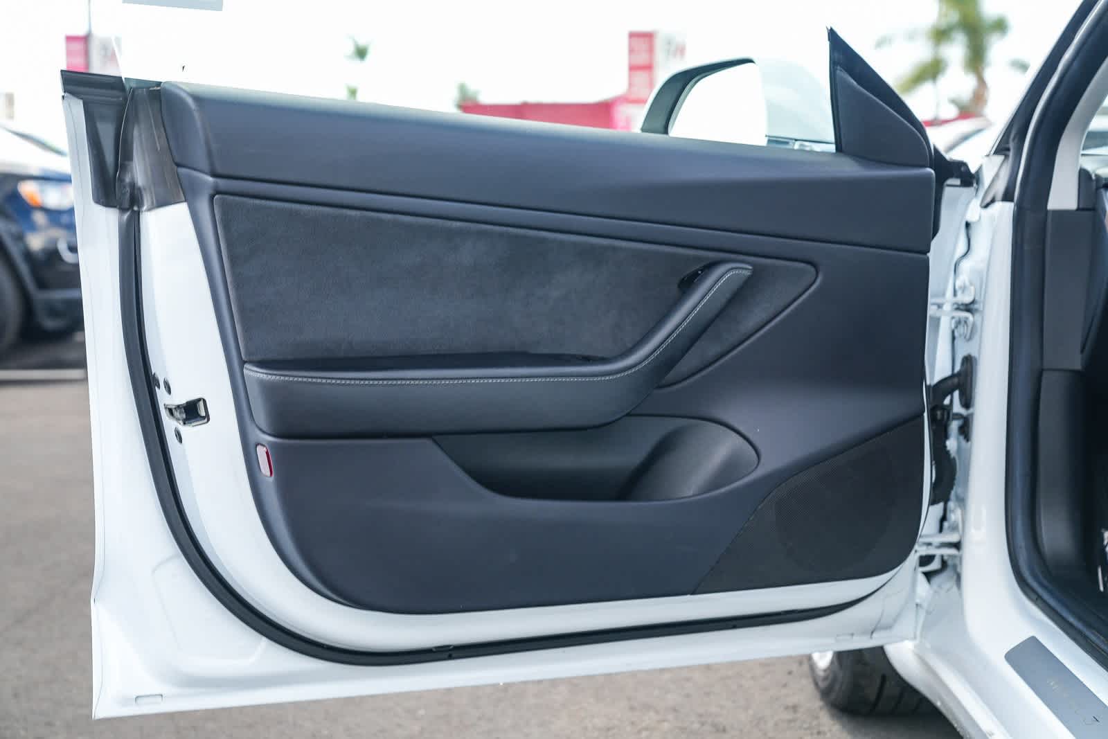 Thumbnail: 2018 Tesla Model 3 - 19