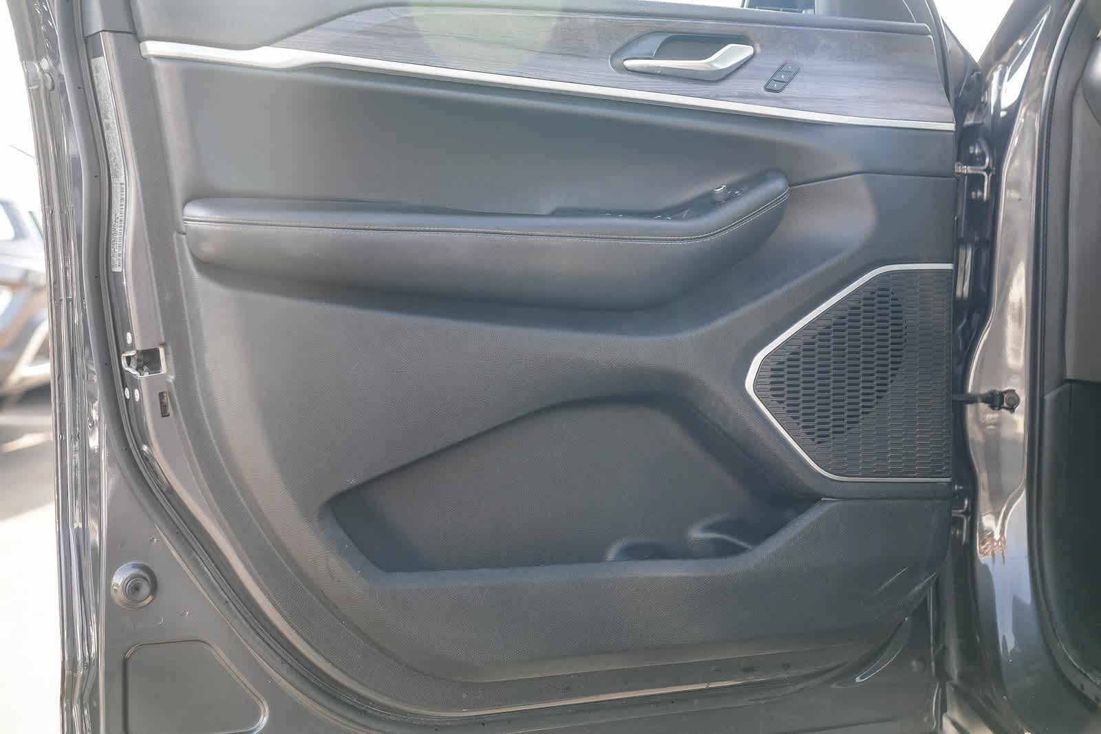 Thumbnail: 2021 Jeep Grand Cherokee L - 19