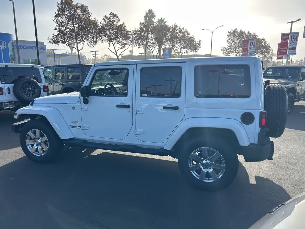 Used 2015 Jeep Wrangler Unlimited Sahara 4x4 SUV