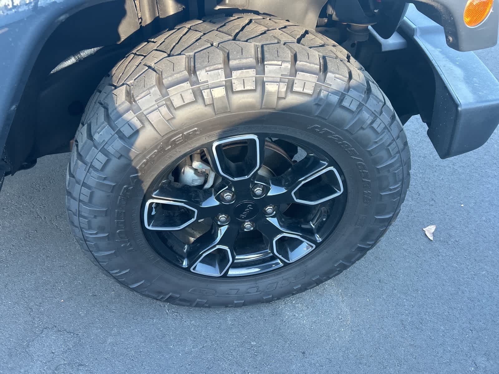 Thumbnail: 2018 Jeep Wrangler - 27