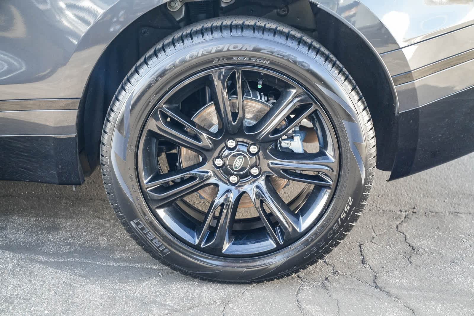 Thumbnail: 2022 Land Rover Range Rover Velar - 9