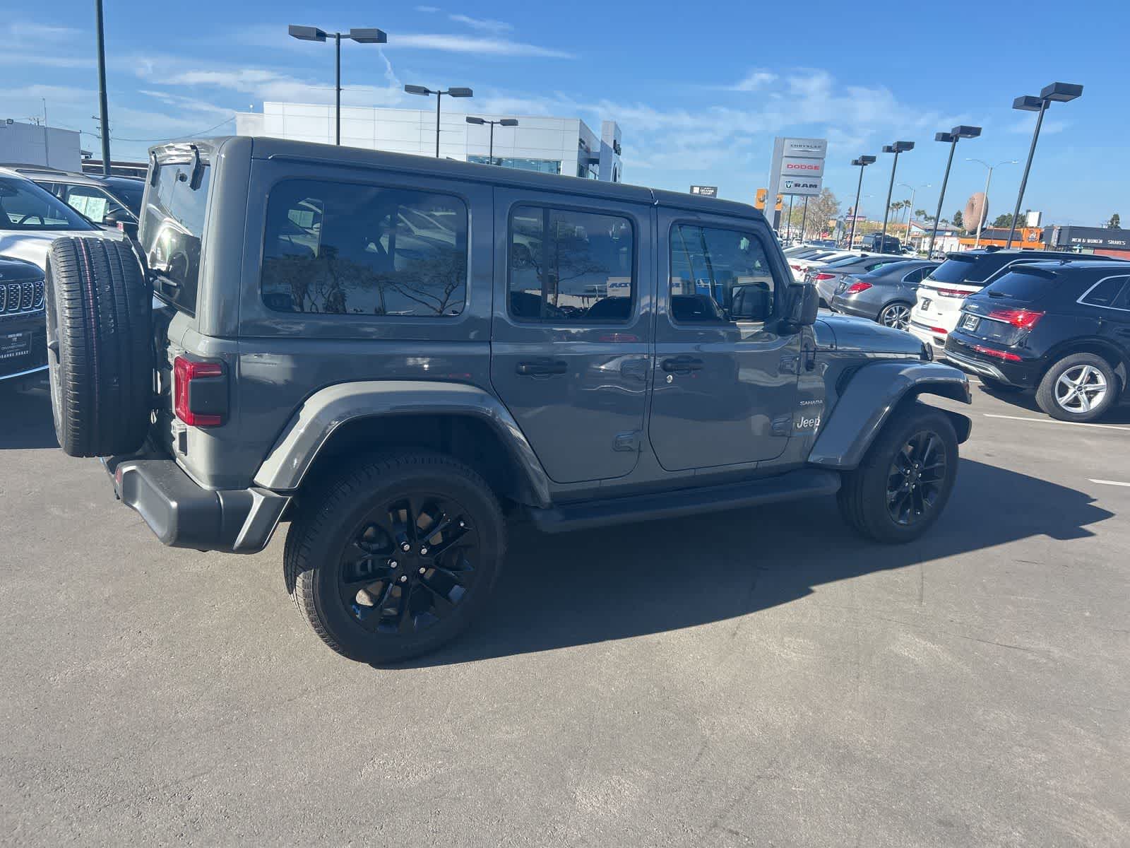Thumbnail: 2023 Jeep Wrangler - 6