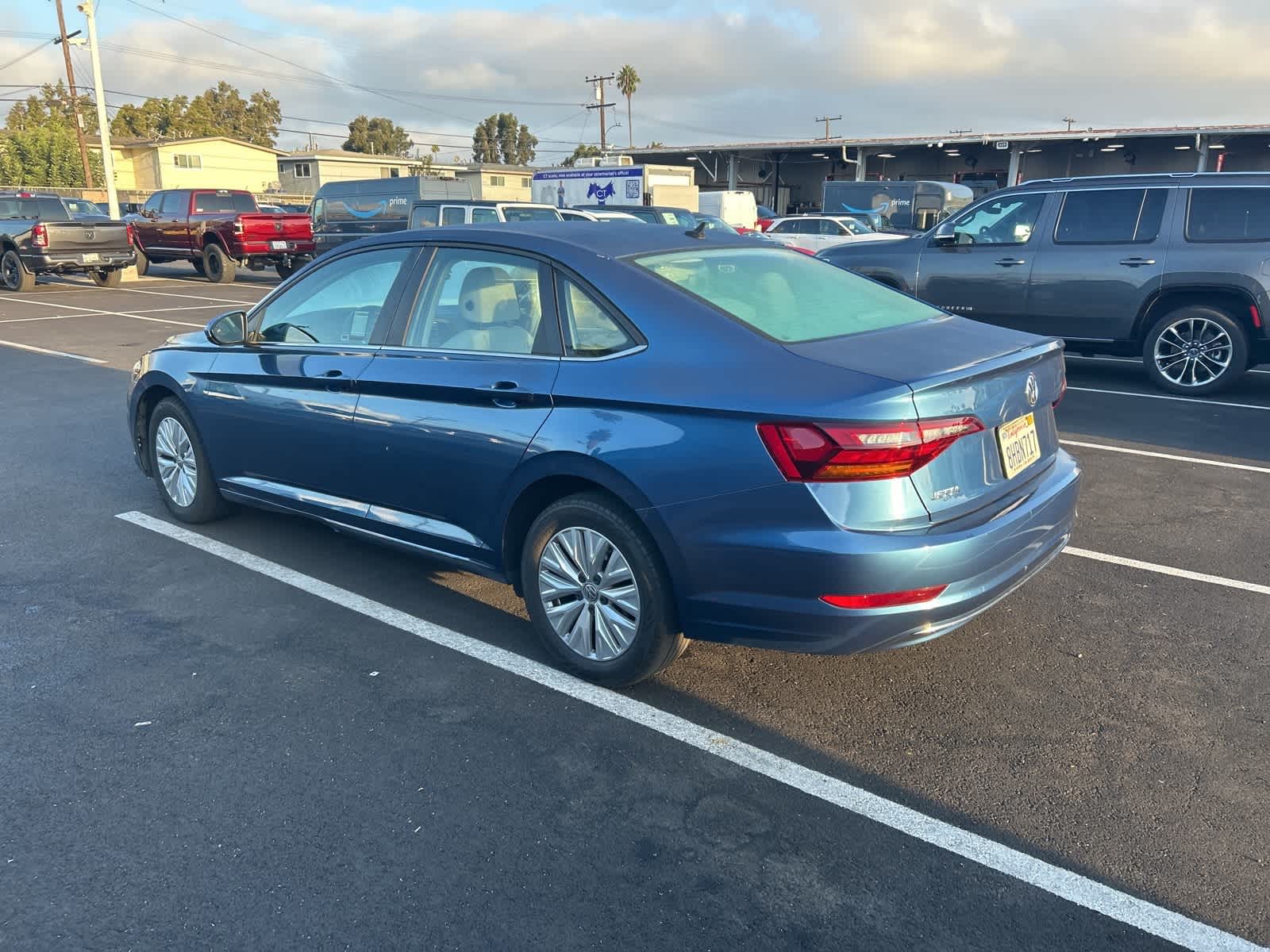 Thumbnail: 2019 Volkswagen Jetta - 6