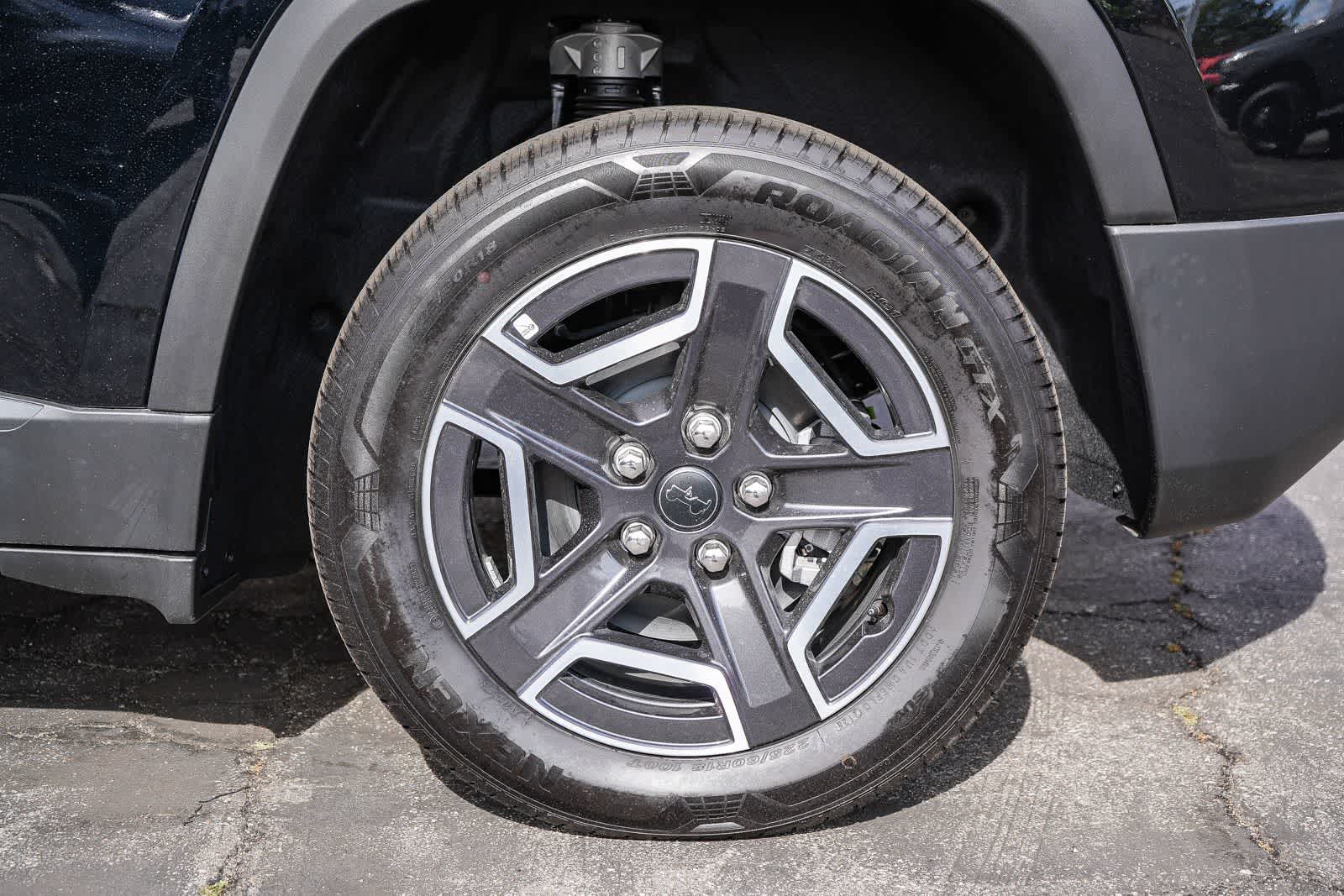 Thumbnail: 2026 Jeep Cherokee - 10