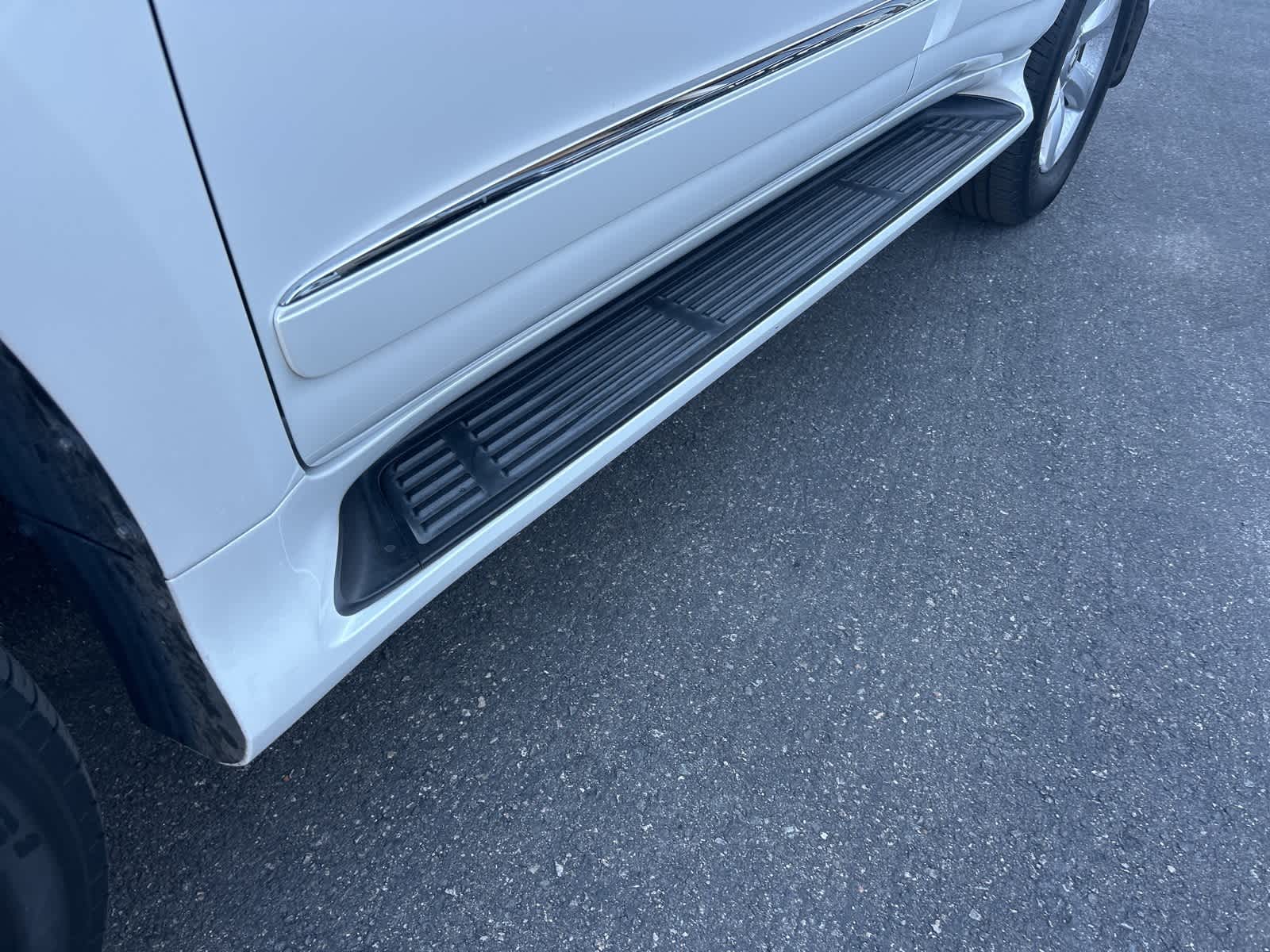 Thumbnail: 2016 Lexus GX - 13