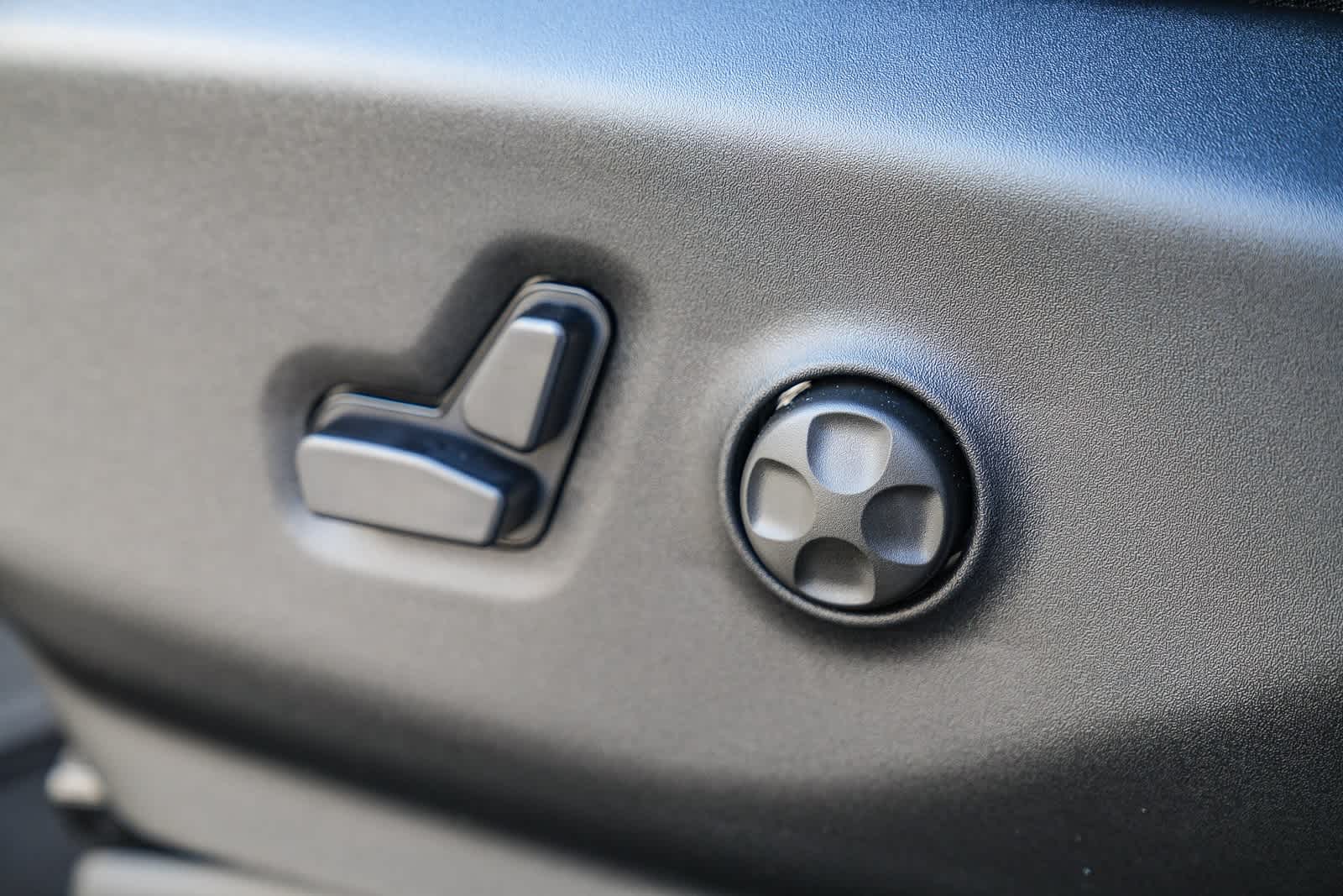 Thumbnail: 2026 Chrysler Voyager - 22