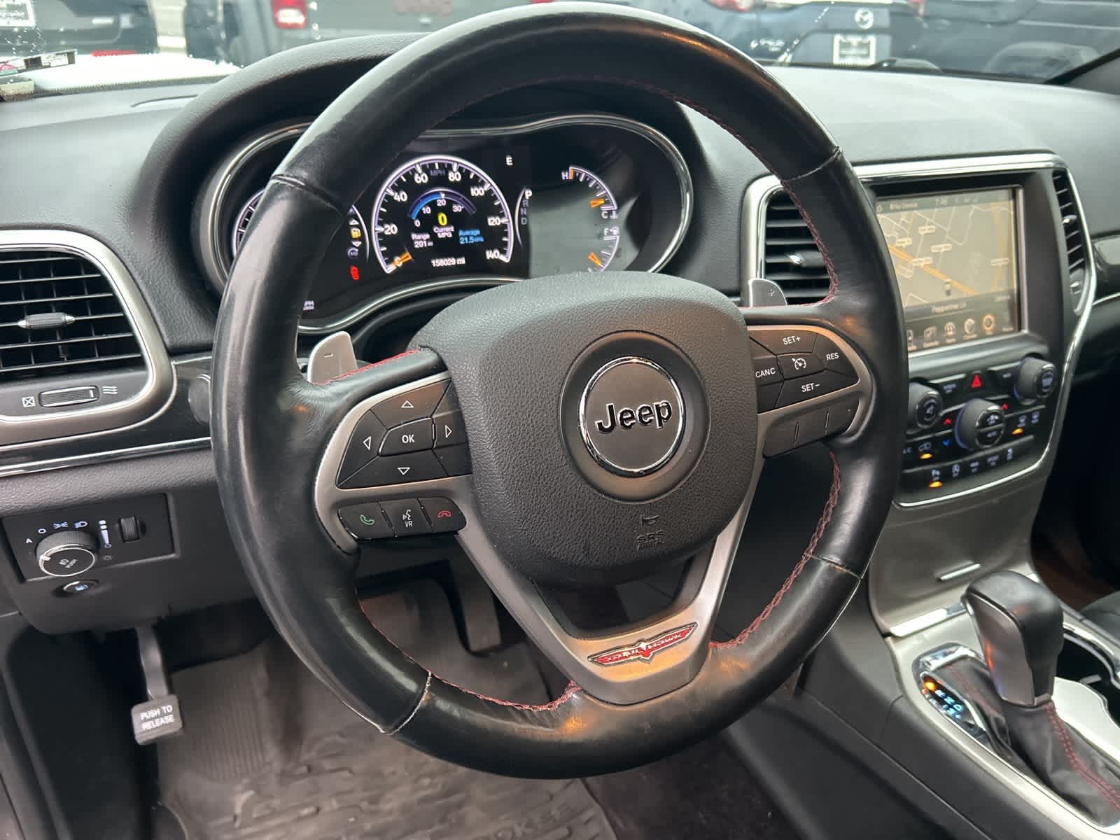 Thumbnail: 2017 Jeep Grand Cherokee - 36