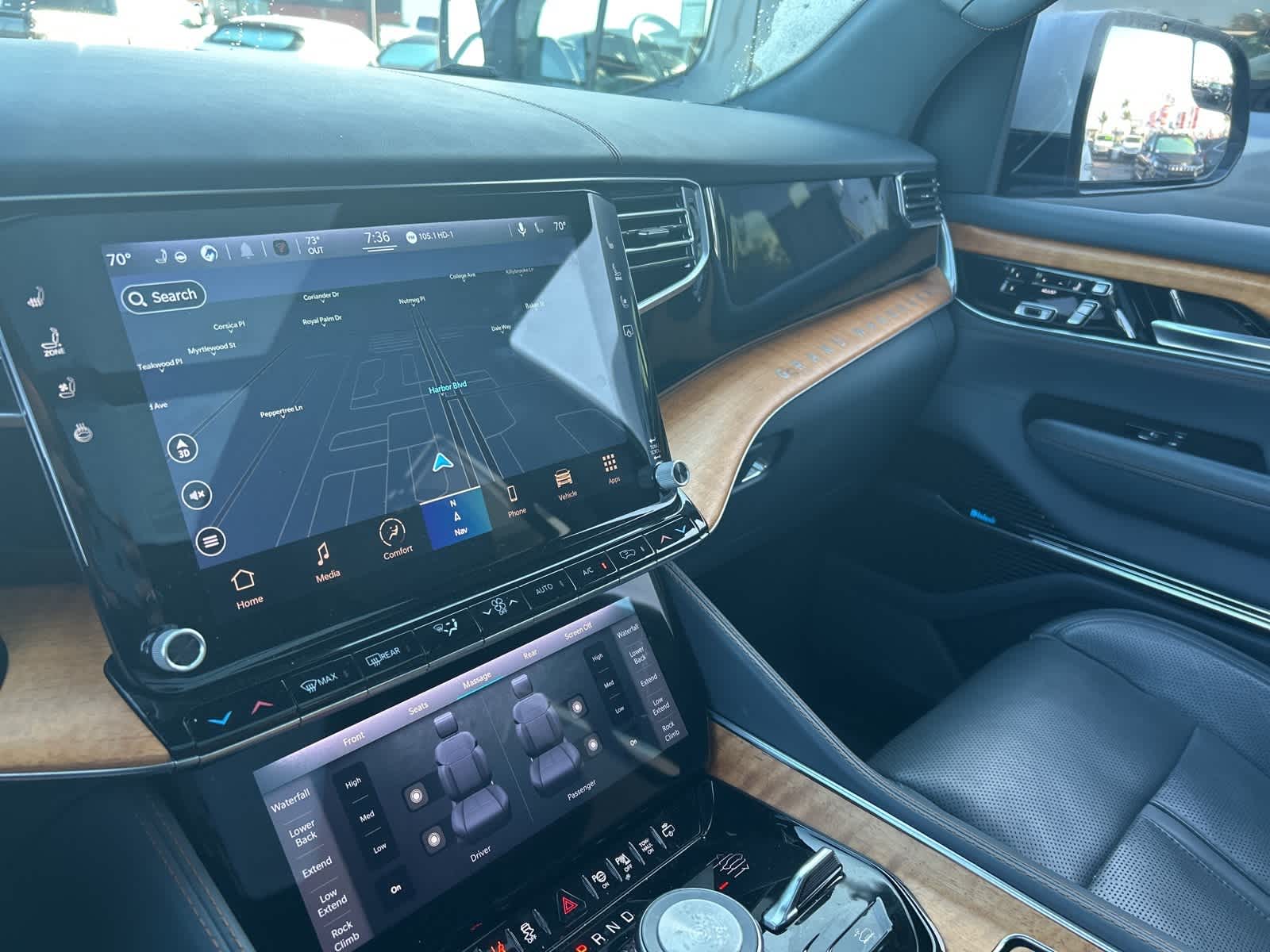 Thumbnail: 2022 Jeep Grand Wagoneer - 48