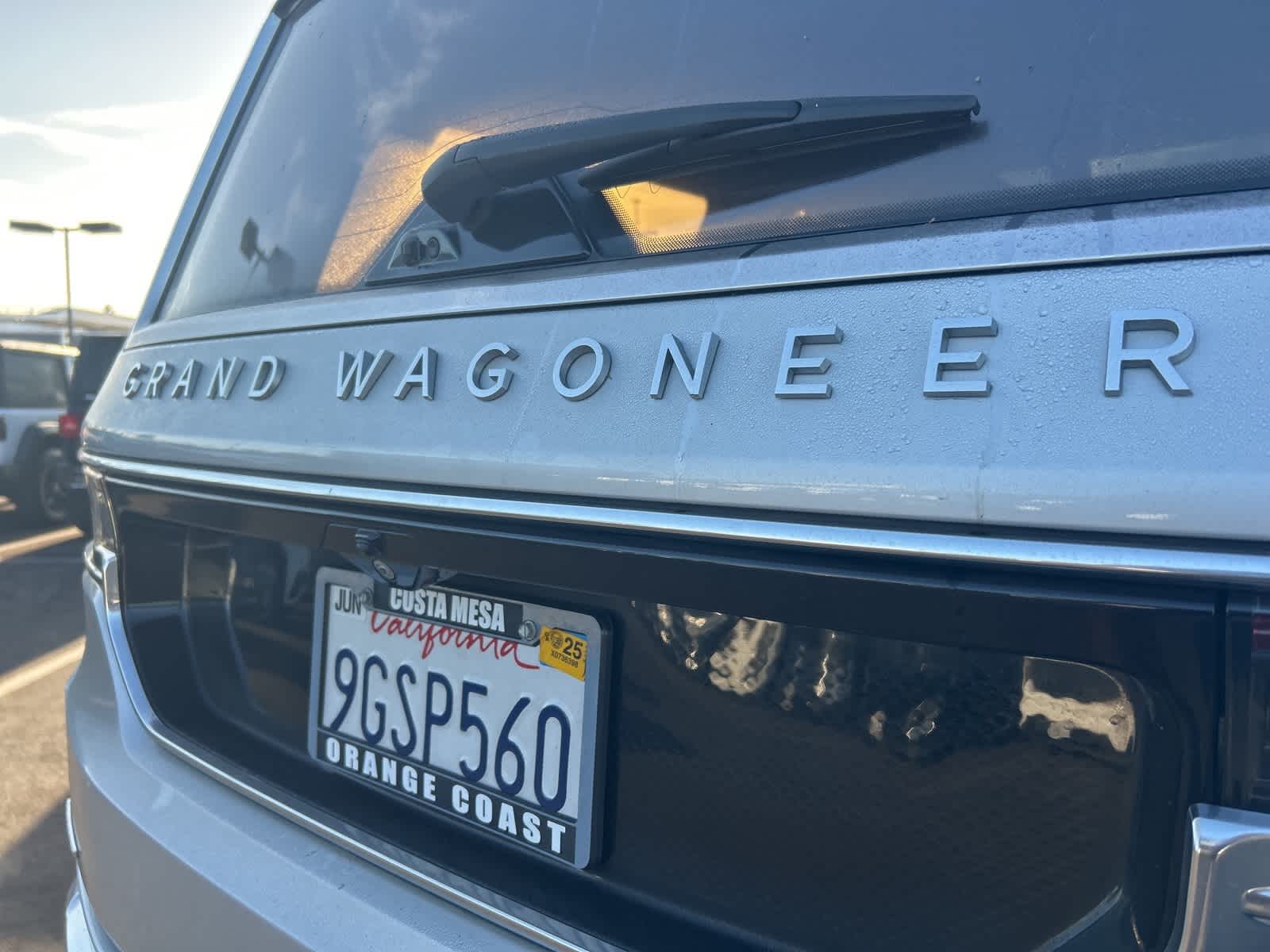 Thumbnail: 2022 Jeep Grand Wagoneer - 17