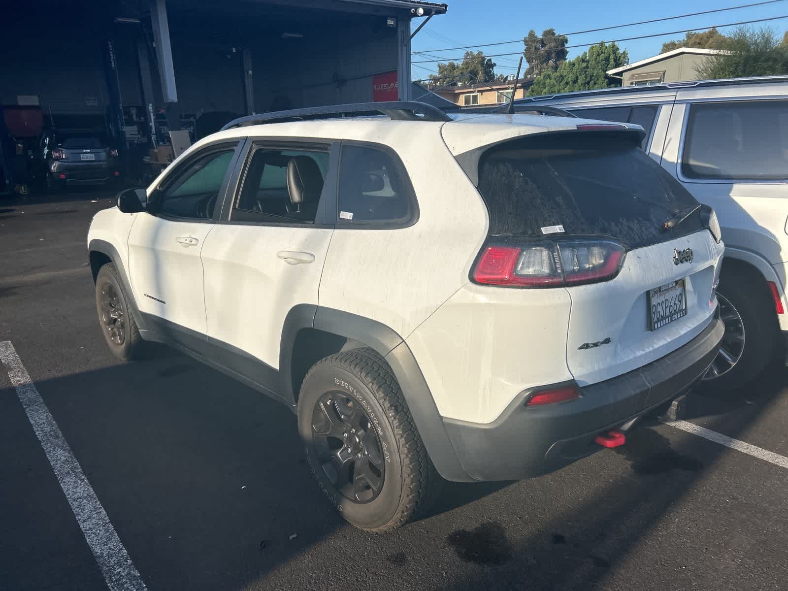 Thumbnail: 2022 Jeep Cherokee - 2