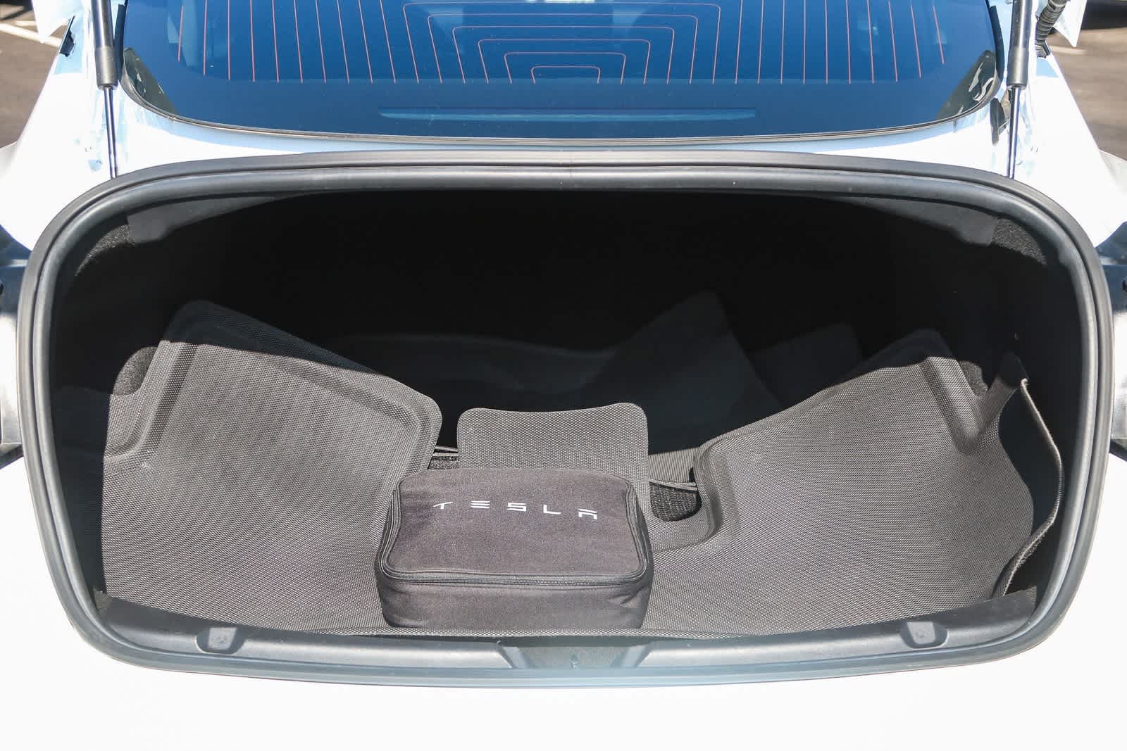 Thumbnail: 2019 Tesla Model 3 - 23