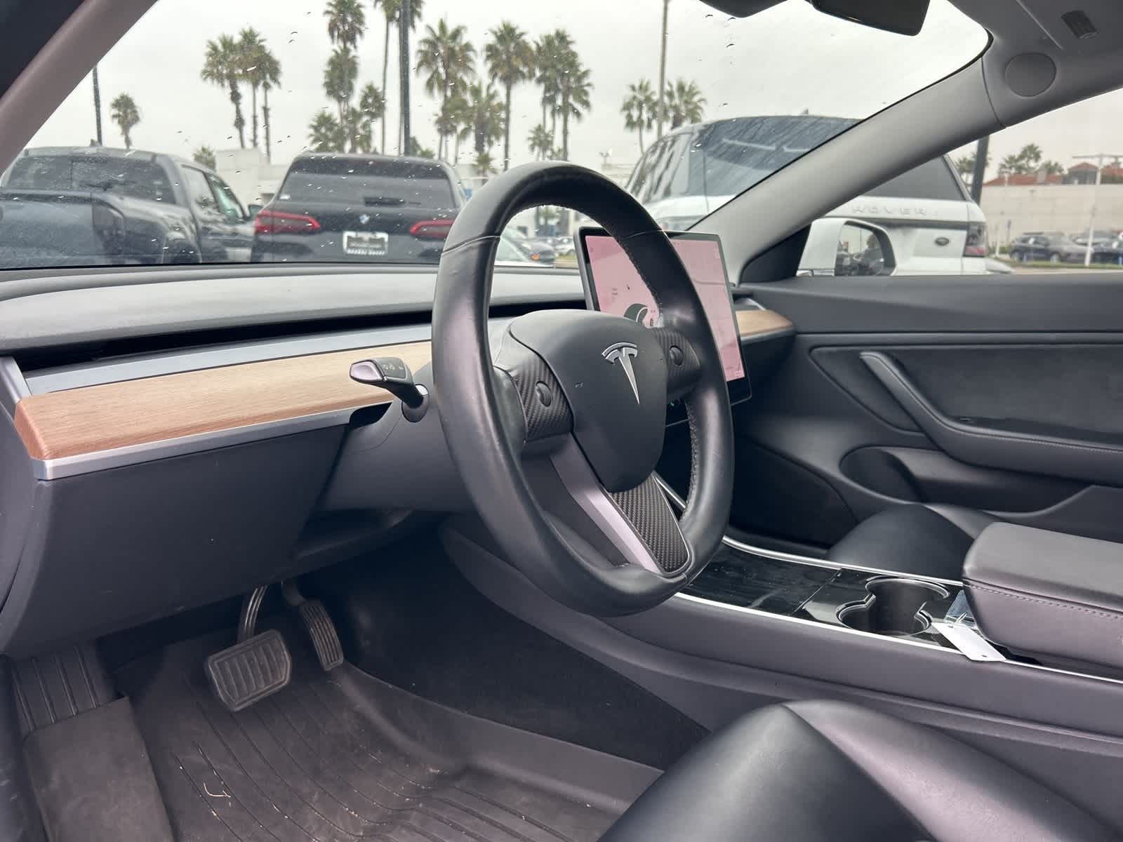 Thumbnail: 2018 Tesla Model 3 - 20