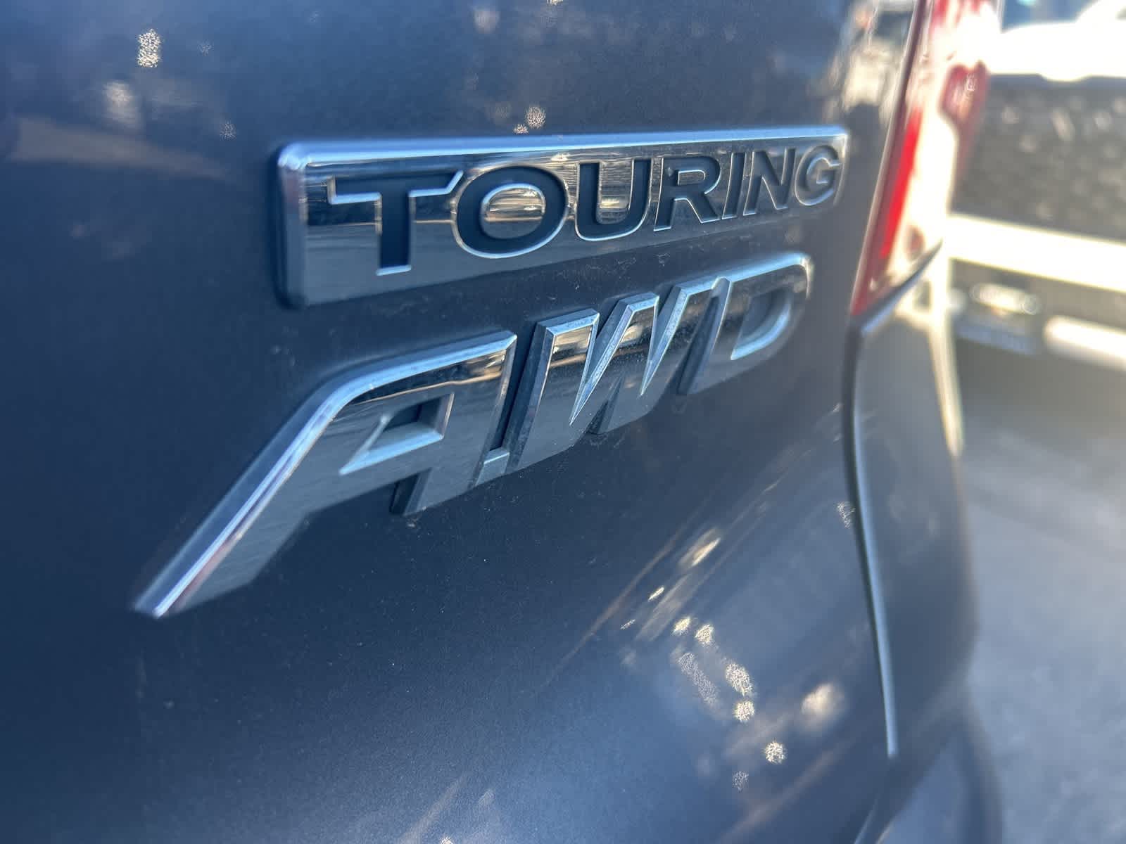 Thumbnail: 2016 Honda Pilot - 17