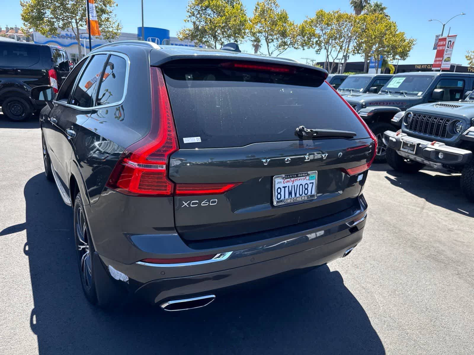 Thumbnail: 2021 Volvo XC60 - 23