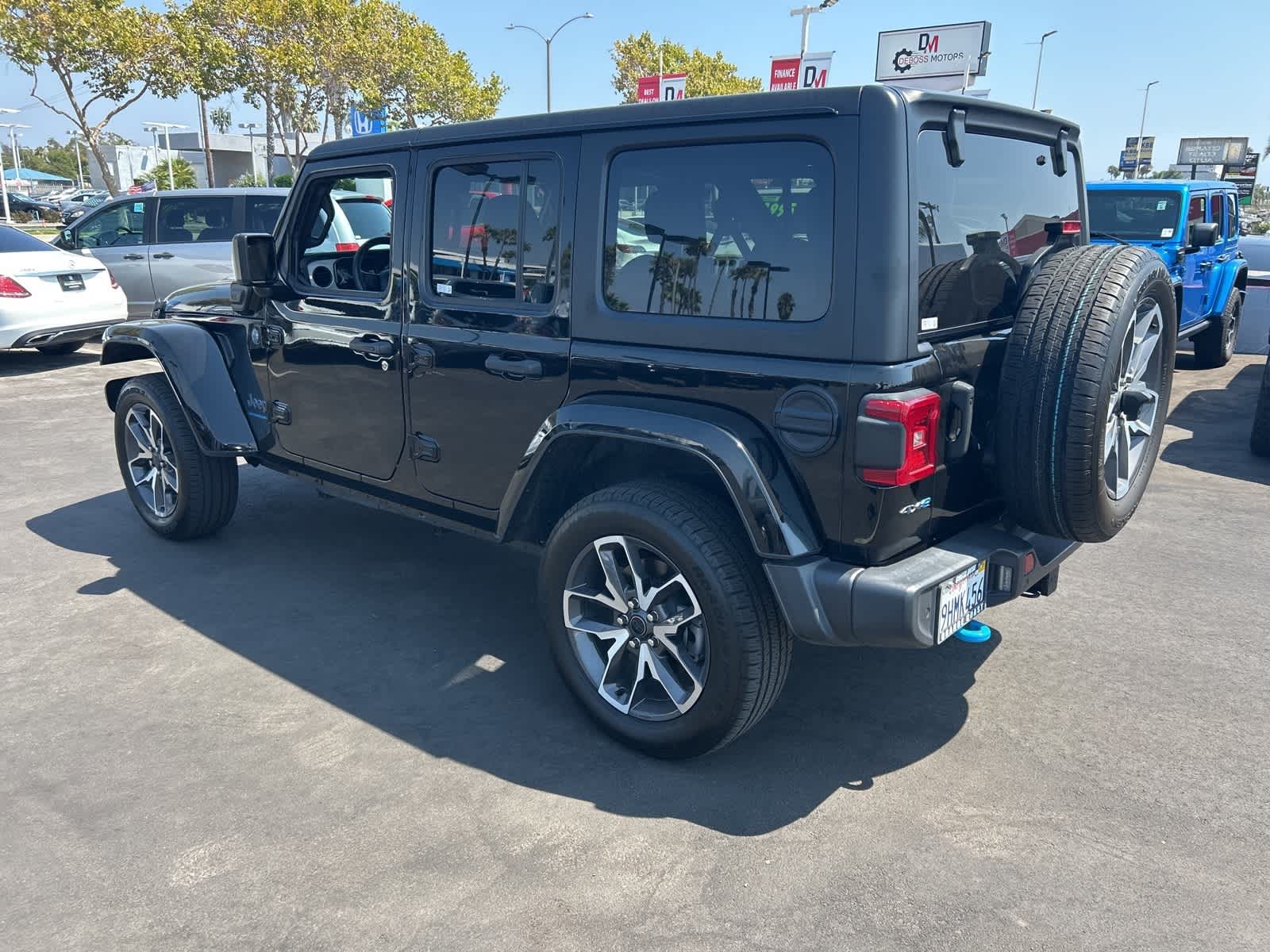 Thumbnail: 2024 Jeep Wrangler - 4