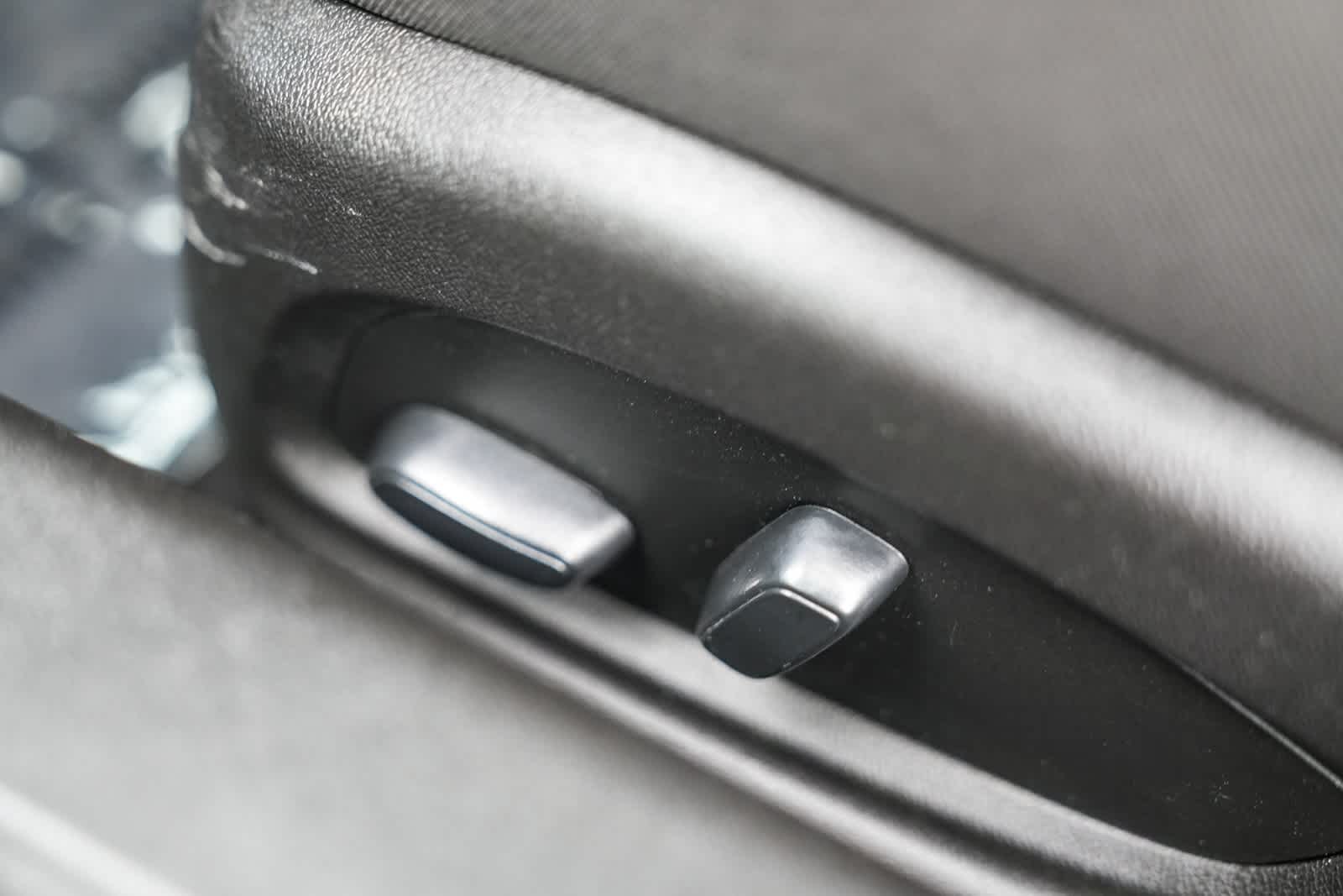 Thumbnail: 2019 Chevrolet Camaro - 21