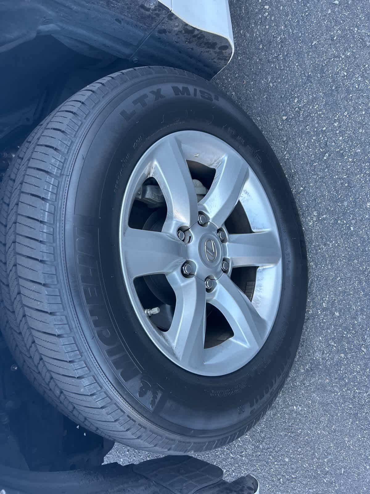 Thumbnail: 2016 Lexus GX - 12