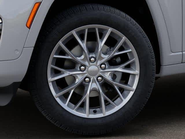 Thumbnail: 2025 Jeep Grand Cherokee - 16