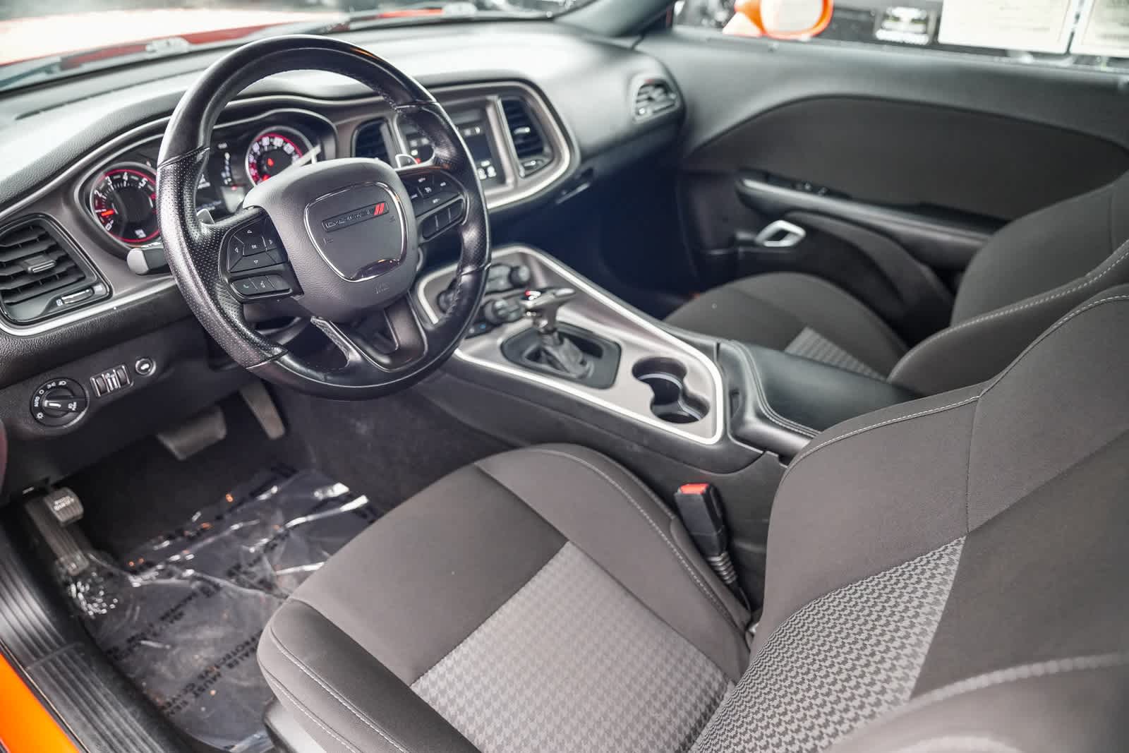 Thumbnail: 2022 Dodge Challenger - 11