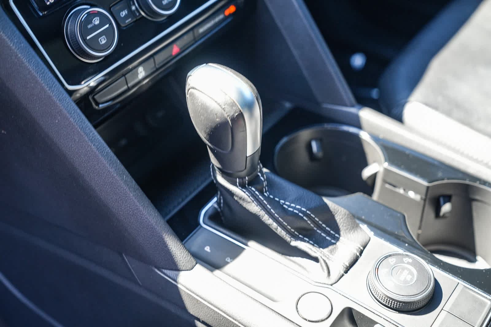 Thumbnail: 2021 Volkswagen Atlas - 16