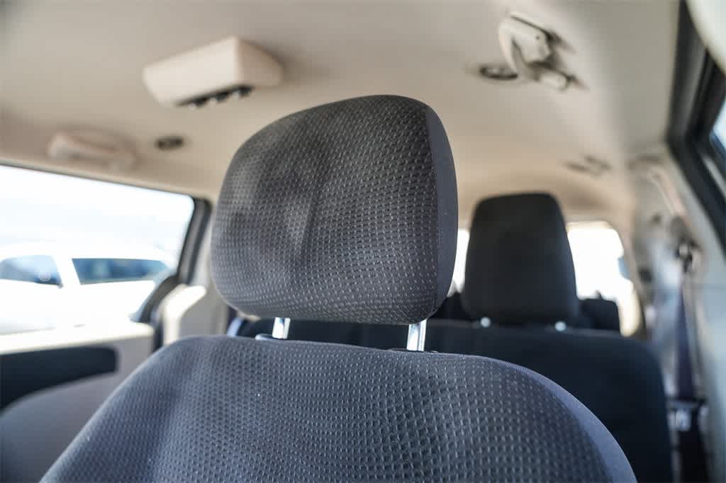 Thumbnail: 2019 Dodge Grand Caravan - 24