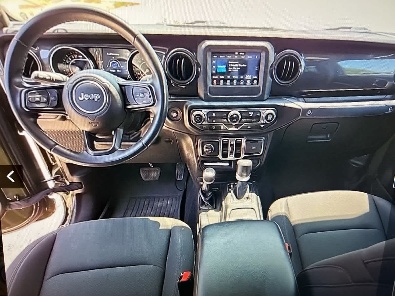 Thumbnail: 2022 Jeep Gladiator - 14
