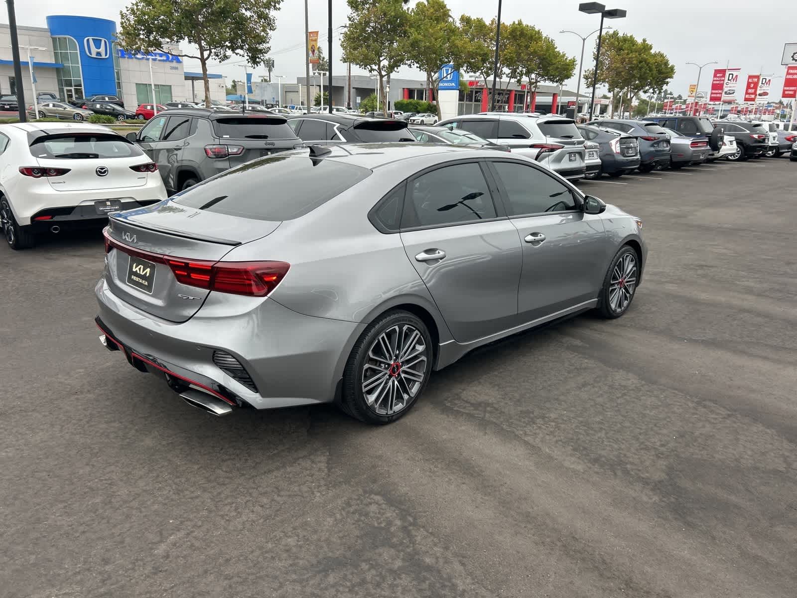 Thumbnail: 2024 Kia Forte - 7
