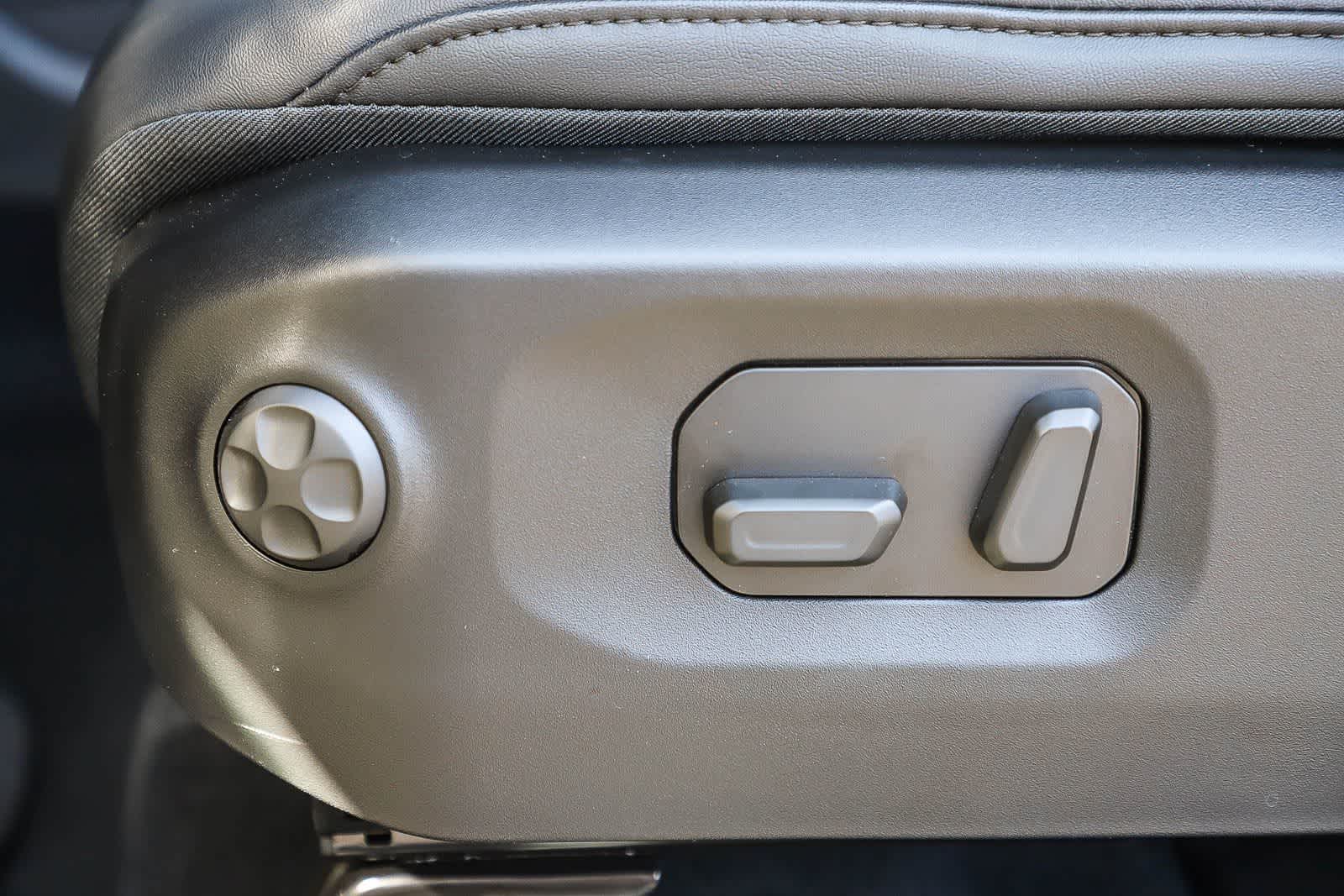 Thumbnail: 2026 Jeep Wrangler - 21