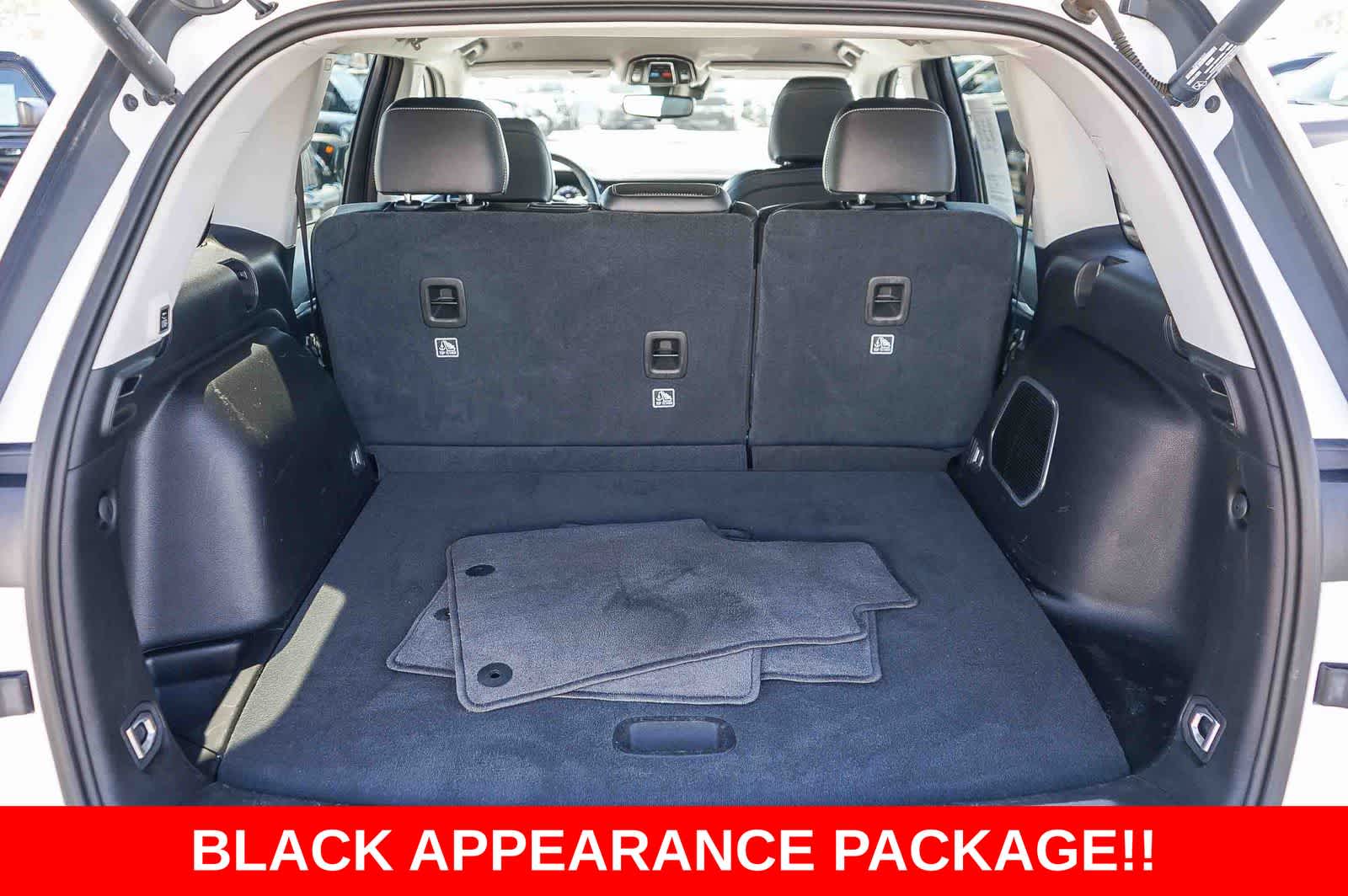 Thumbnail: 2023 Jeep Grand Cherokee - 22