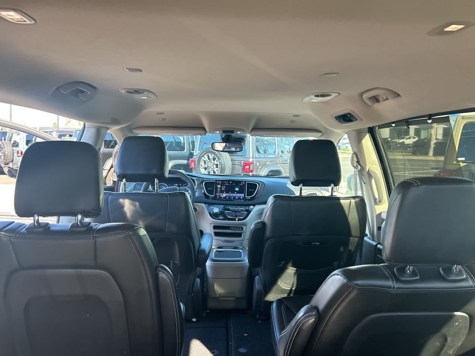 Thumbnail: 2024 Chrysler Pacifica - 21