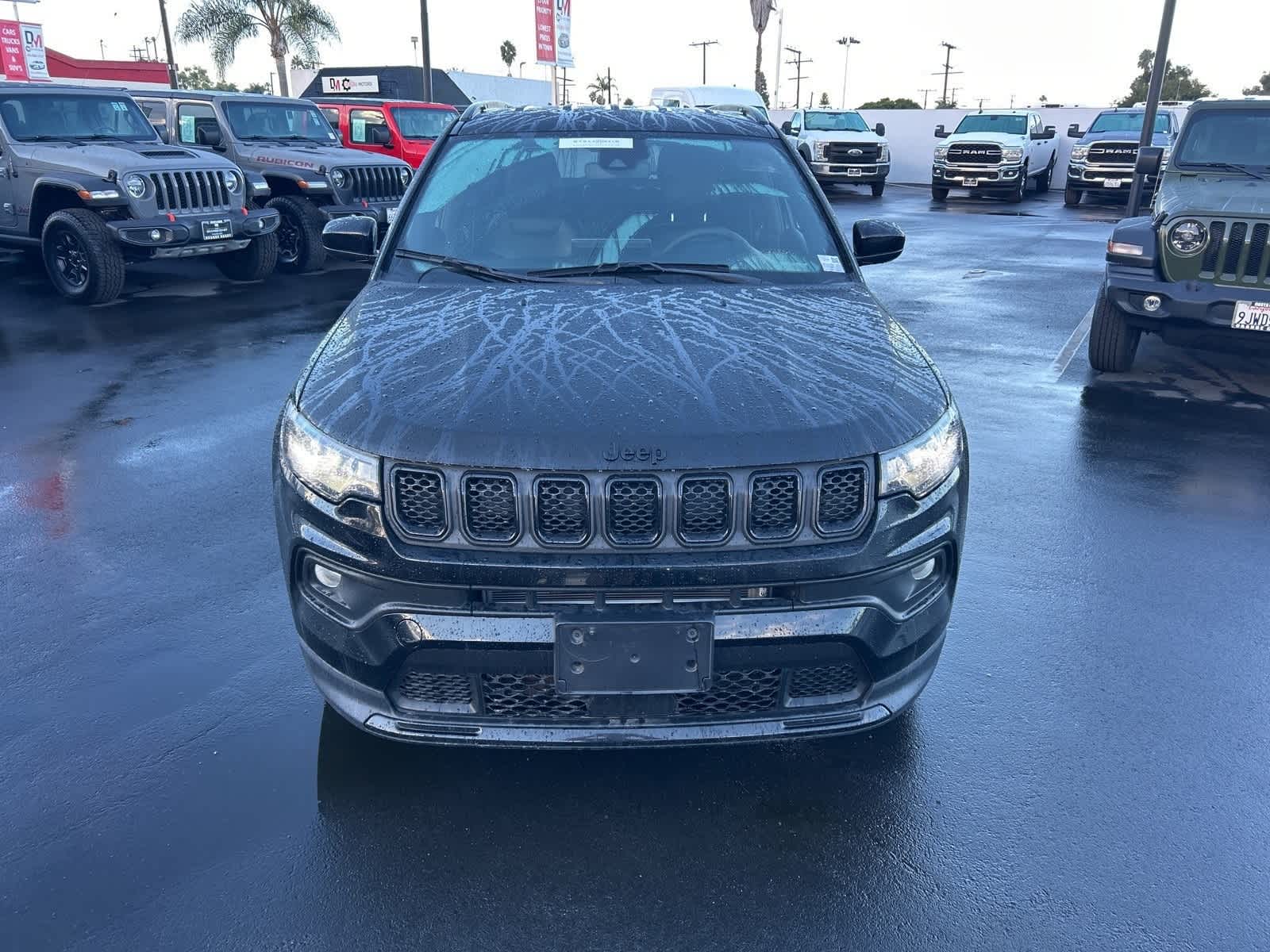 Thumbnail: 2023 Jeep Compass - 9